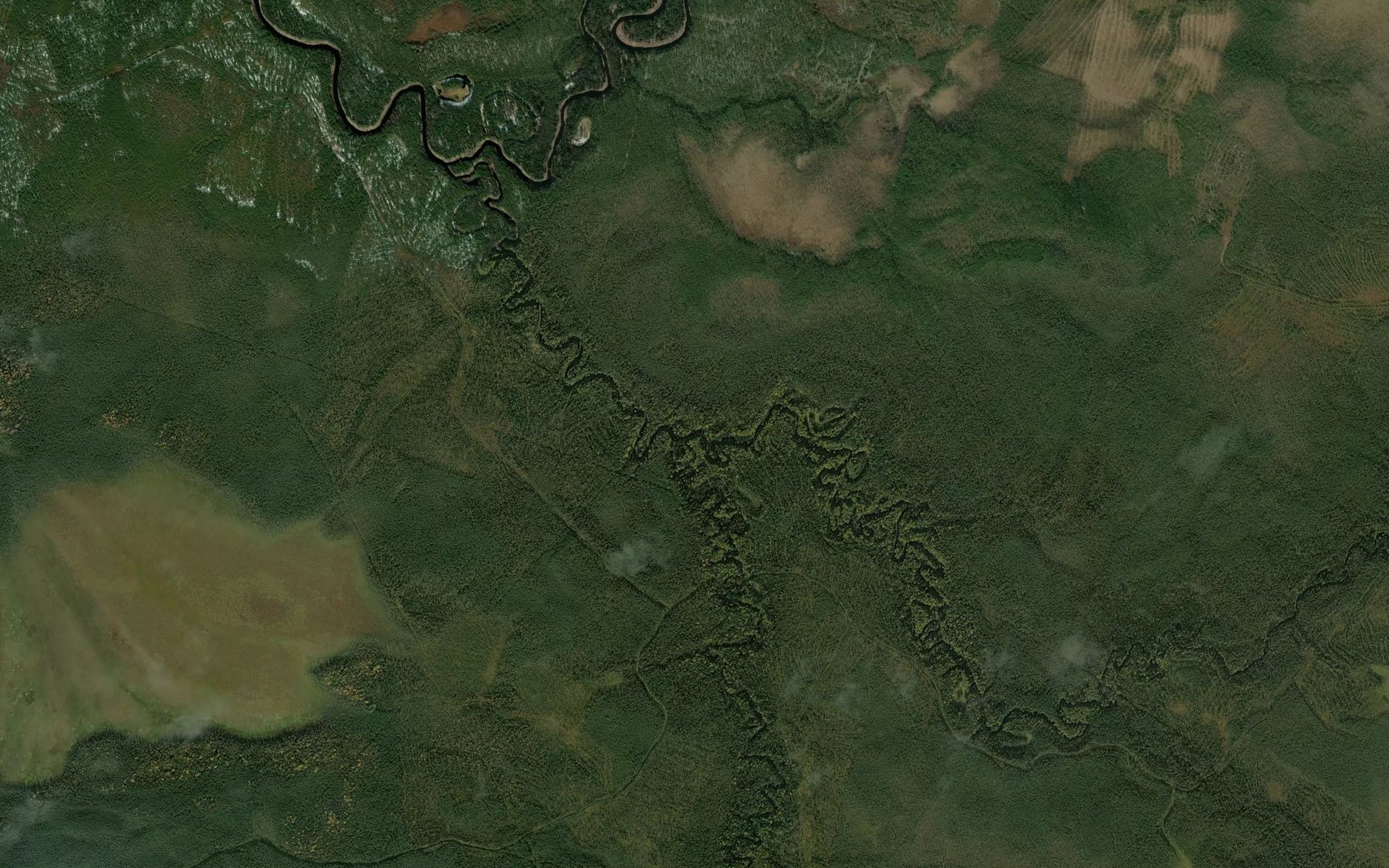 Satellite map of the Asyvvozh