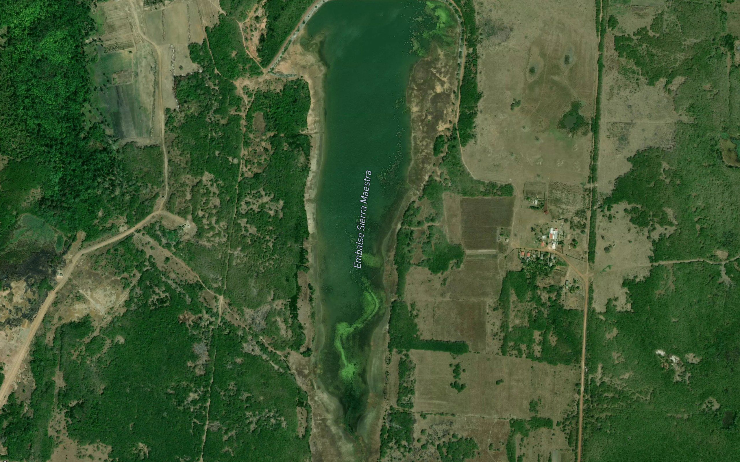 Embalse Sierra Maestra