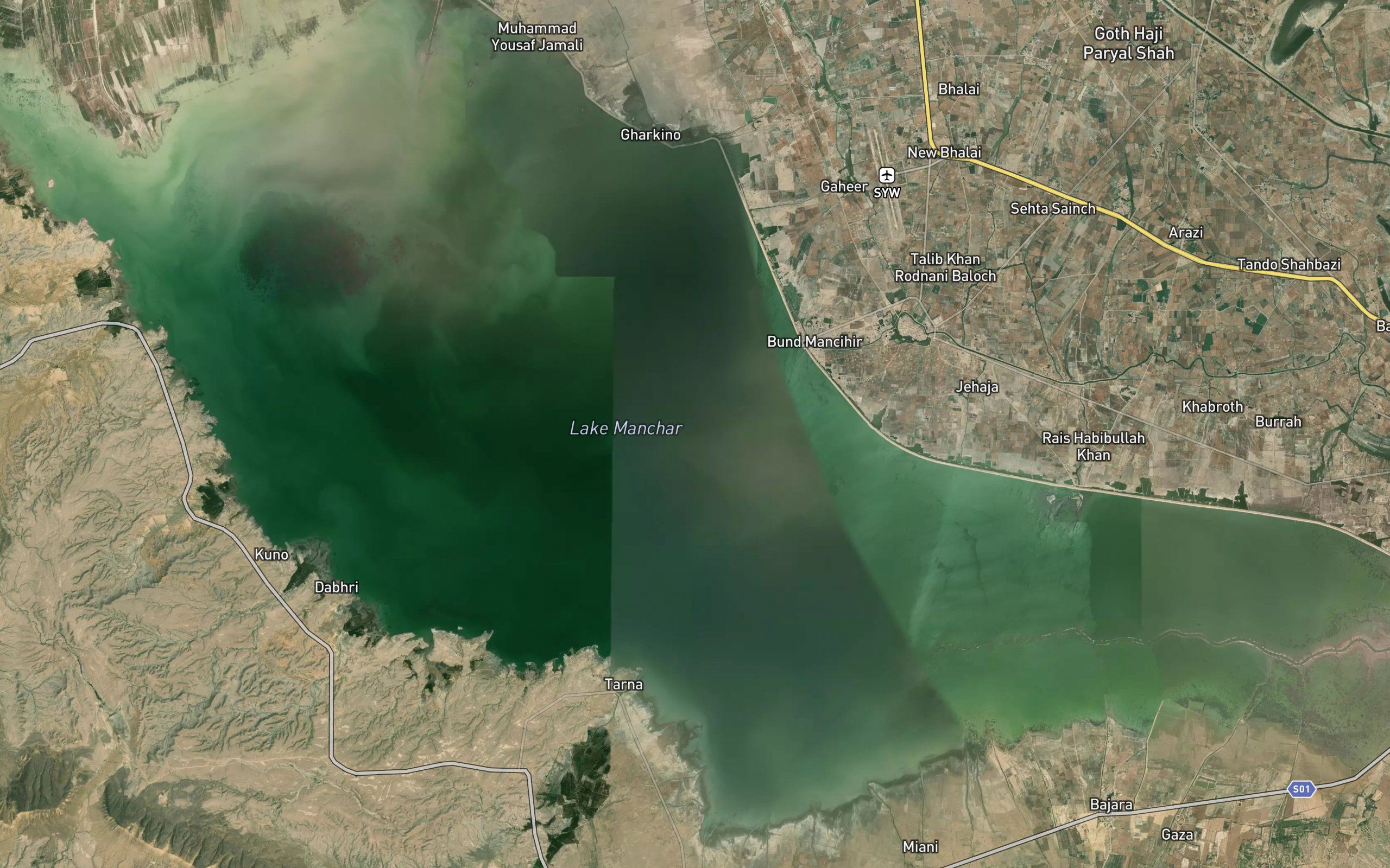 Manchhar Lake