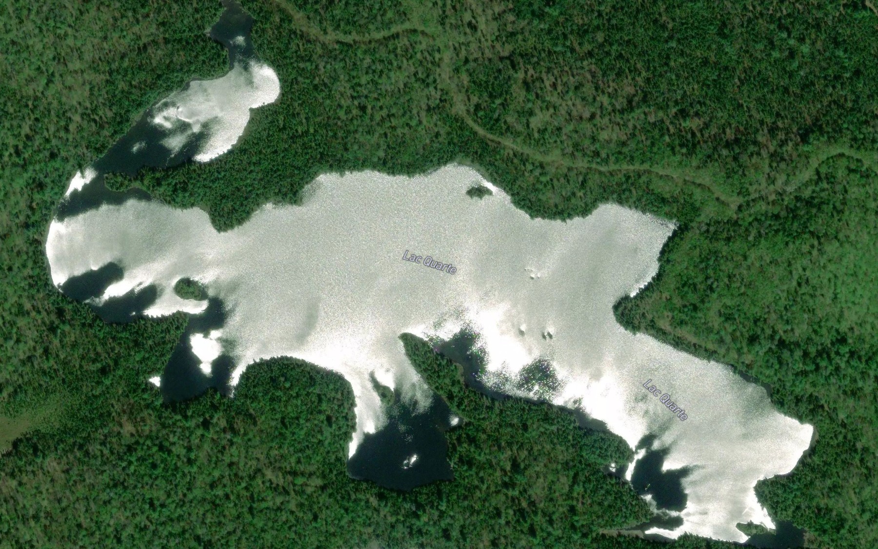 Satellite map of the Lac Quarte