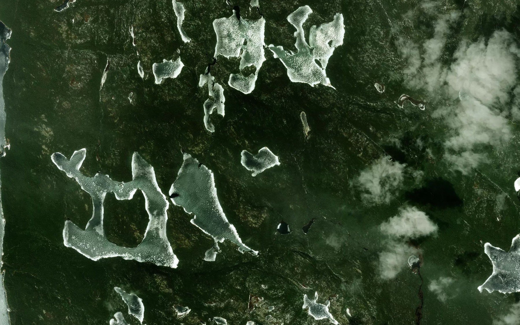 Satellite map of the Lac Juliette