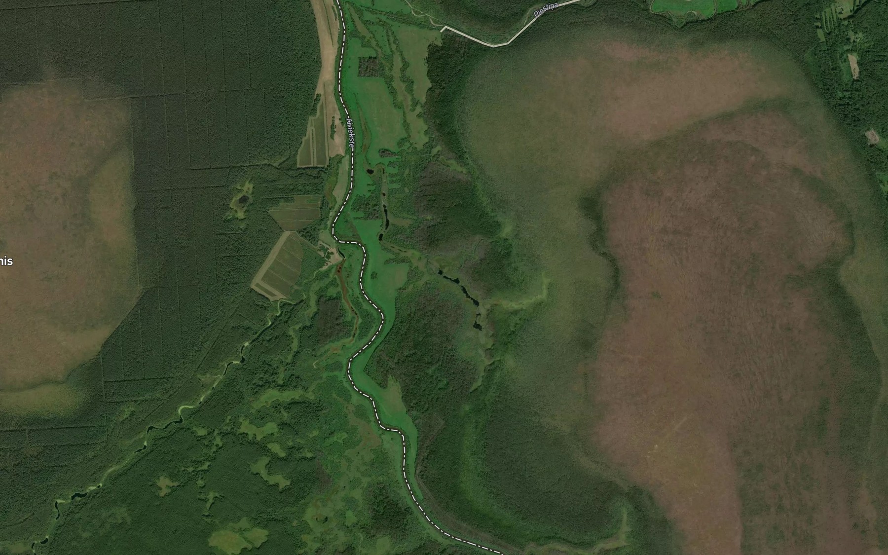 Satellite map of the Itenis