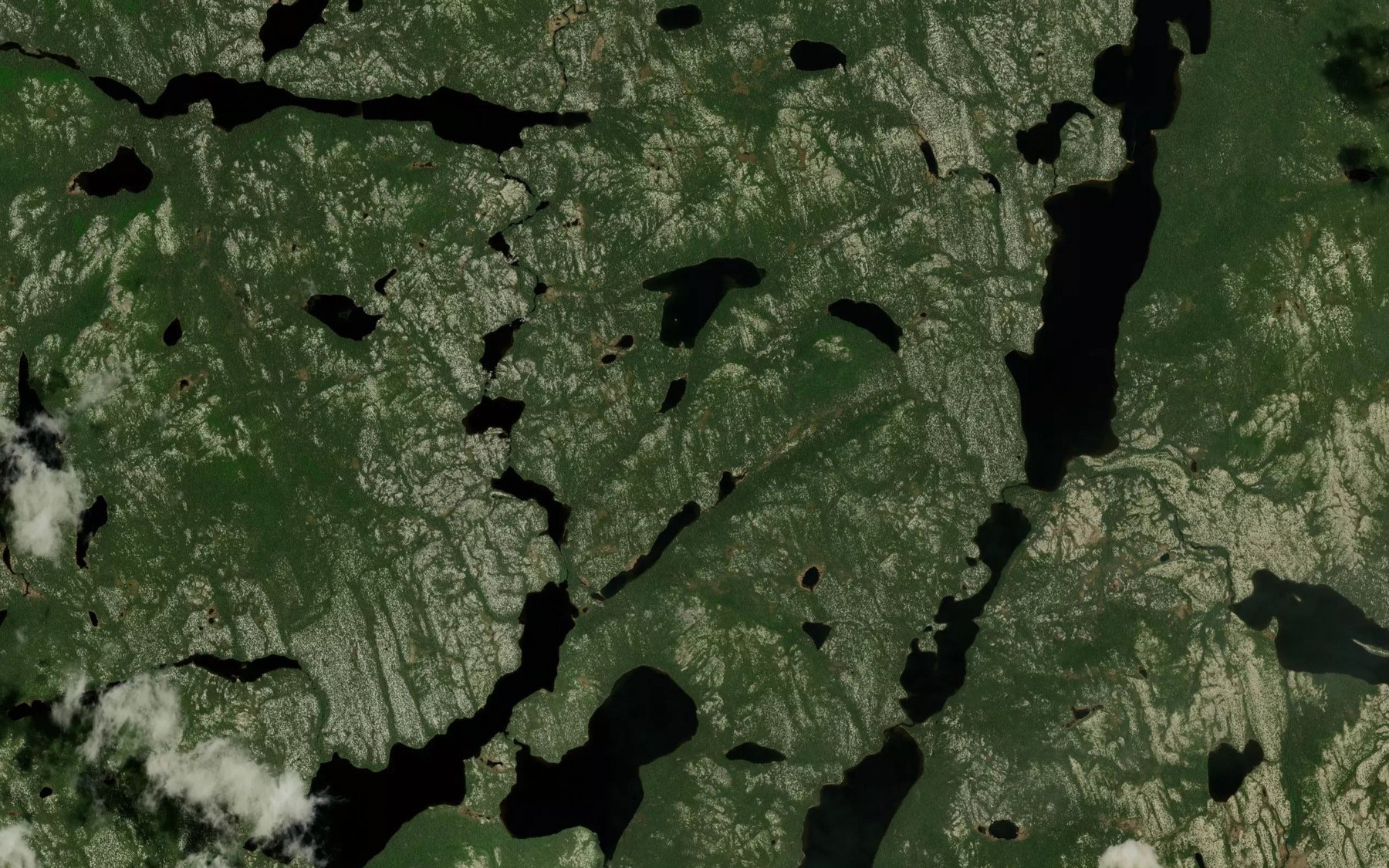 Satellite map of the Lacs Utshahkustukuaneu