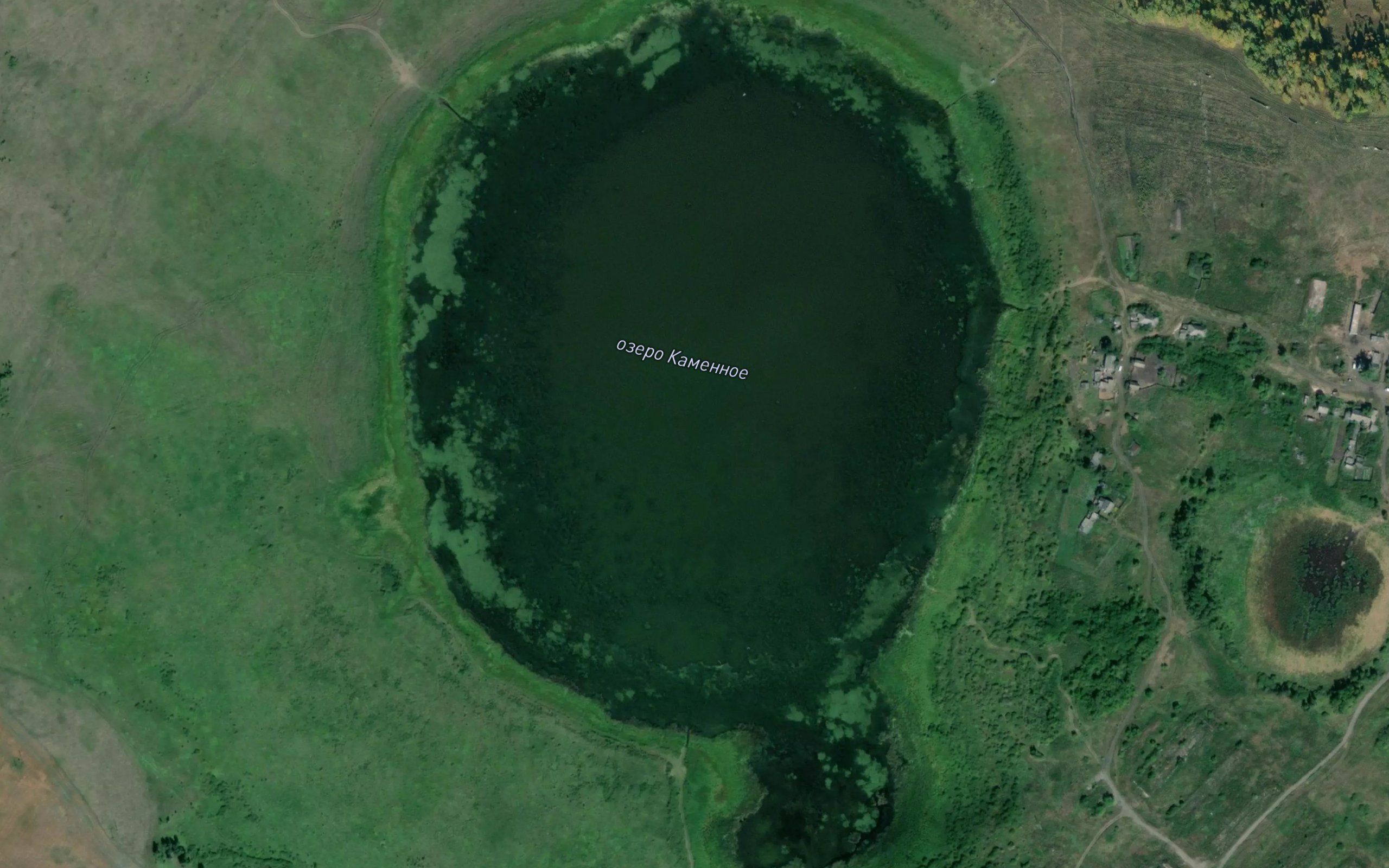 Ozero Kamennoye
