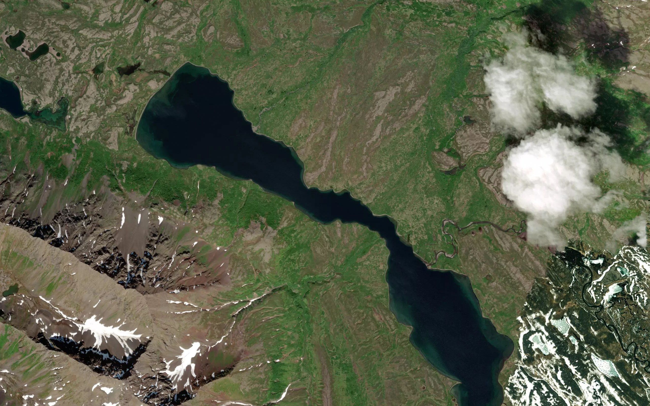 Nenevok Lake
