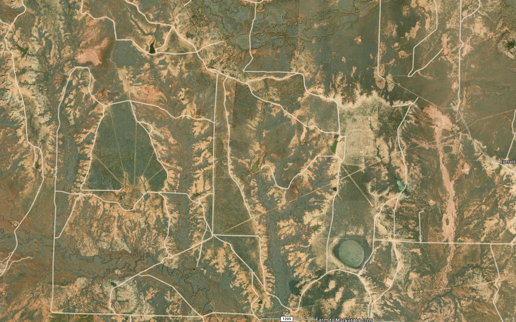 Satellite map of the Everett Lake