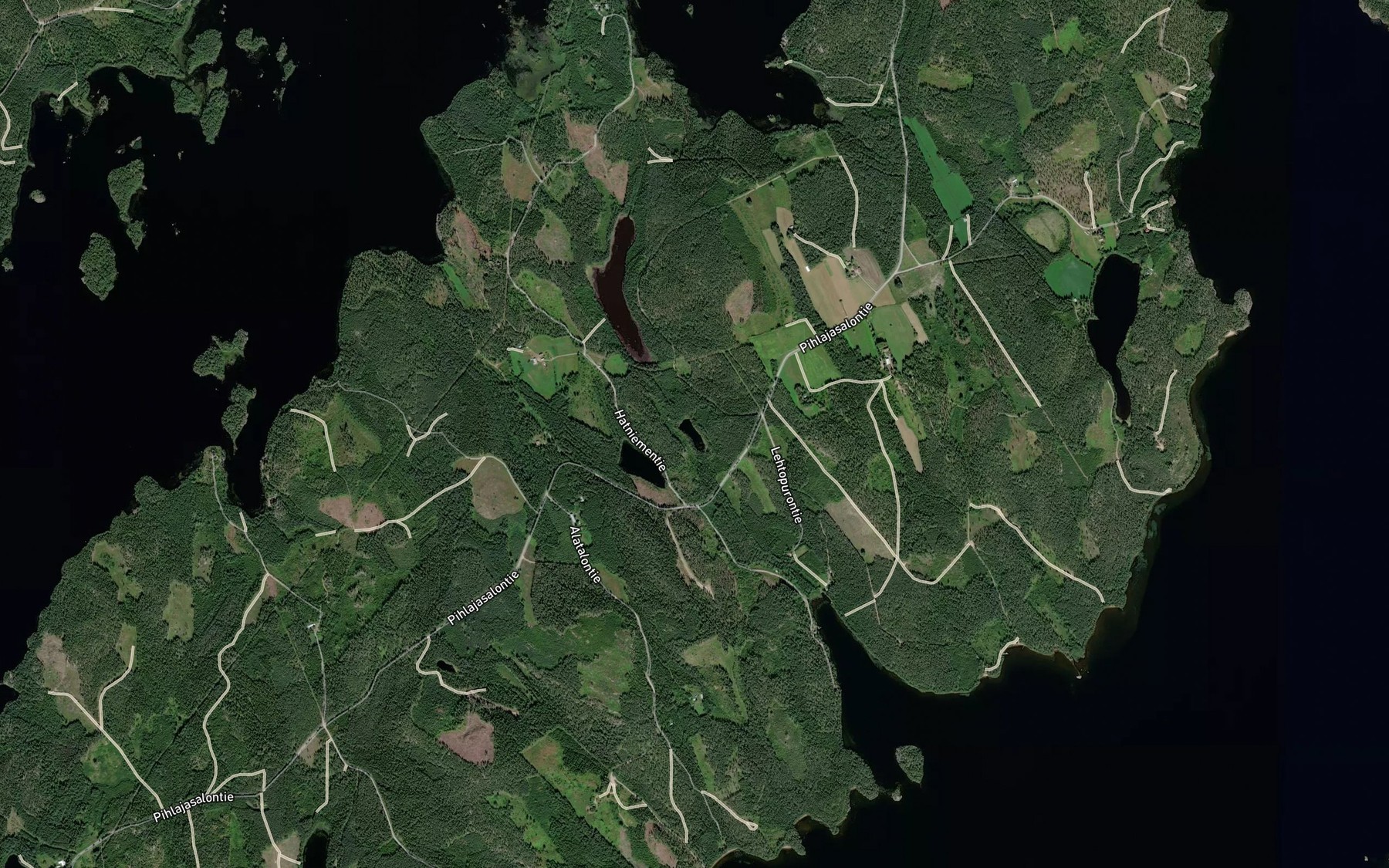 Satellite map of the Karmelampi