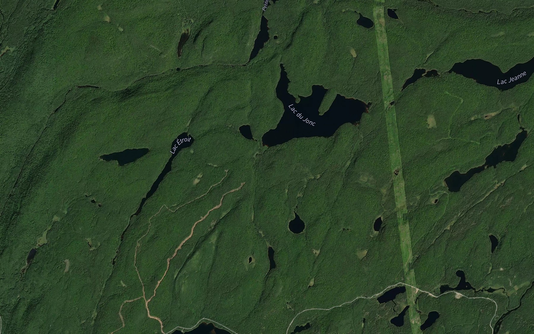 Satellite map of the Lac de la Cordelle