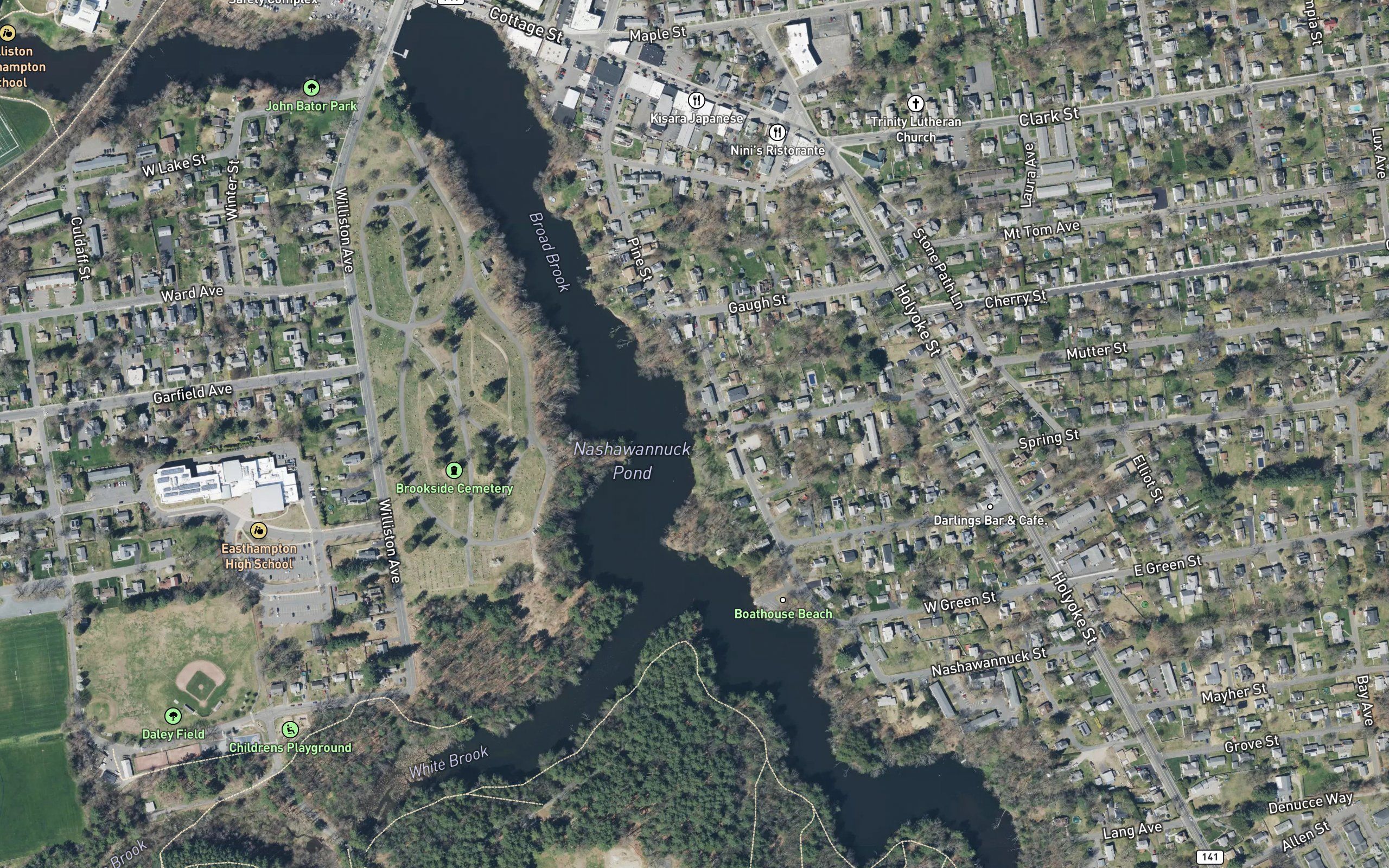 Nashawannuck Pond