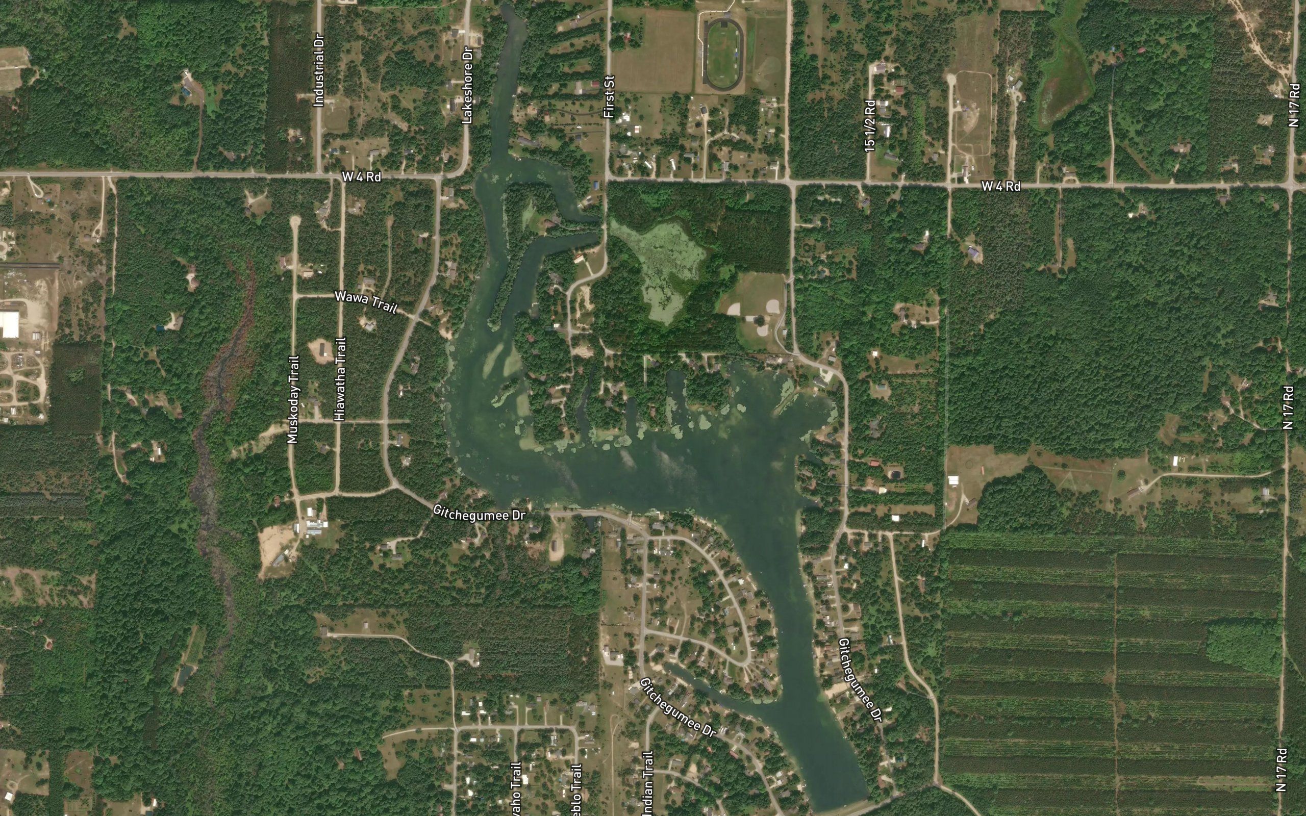 Lake Gitchegumee