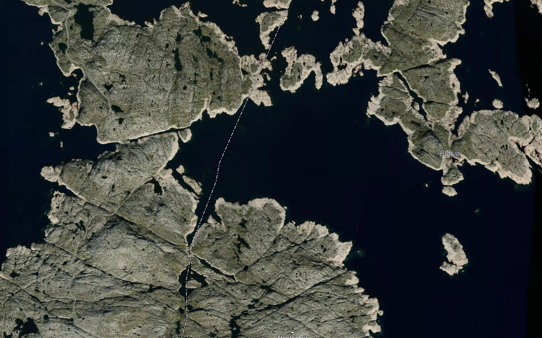 Satellite map of the Flingrevatnet
