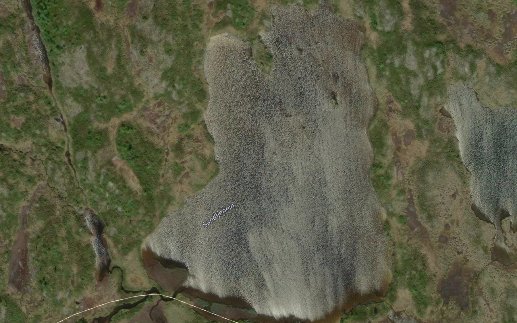 Satellite map of the Sandtjennin