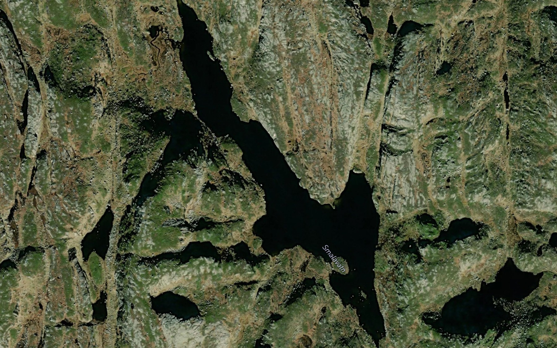 Satellite map of the Smalavatnet