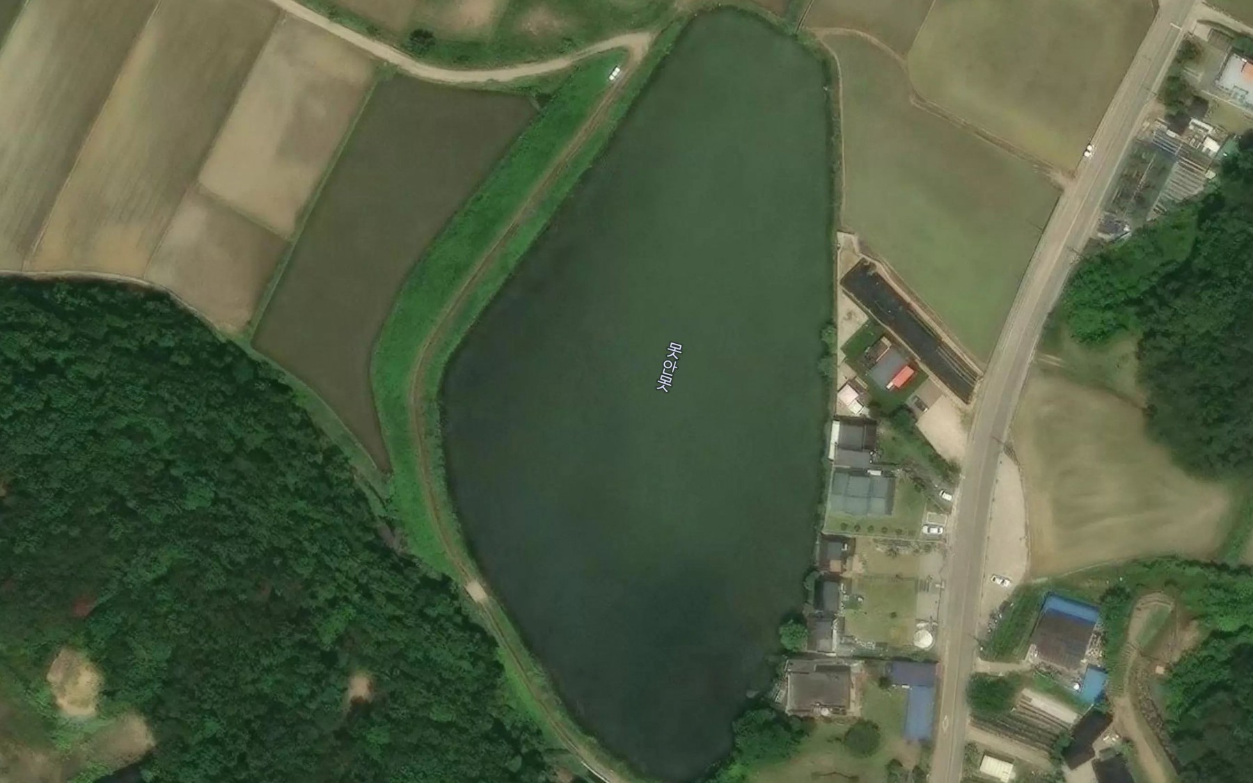 Satellite map of the Mosanmot
