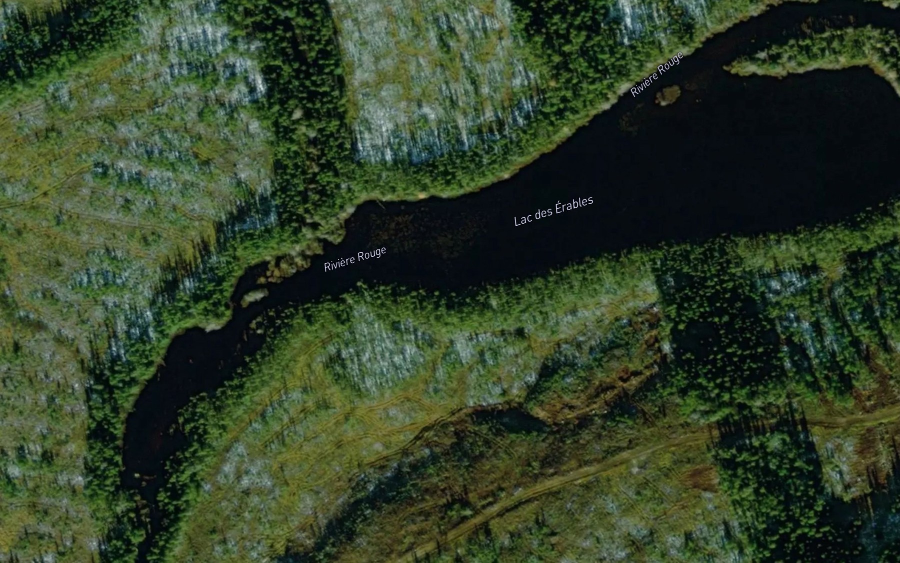 Satellite map of the Lac des Erables