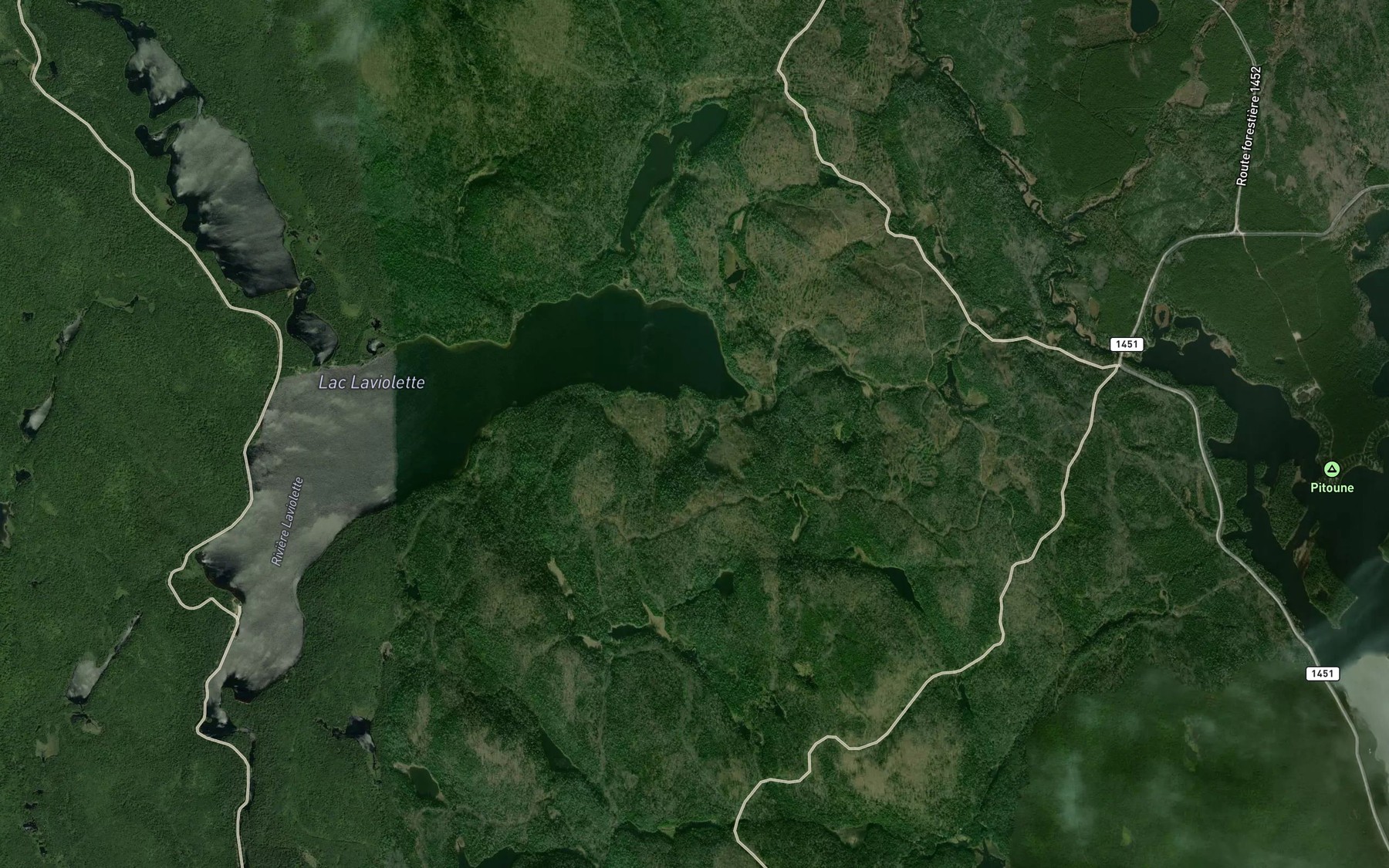 Satellite map of the Lac aux Airelles