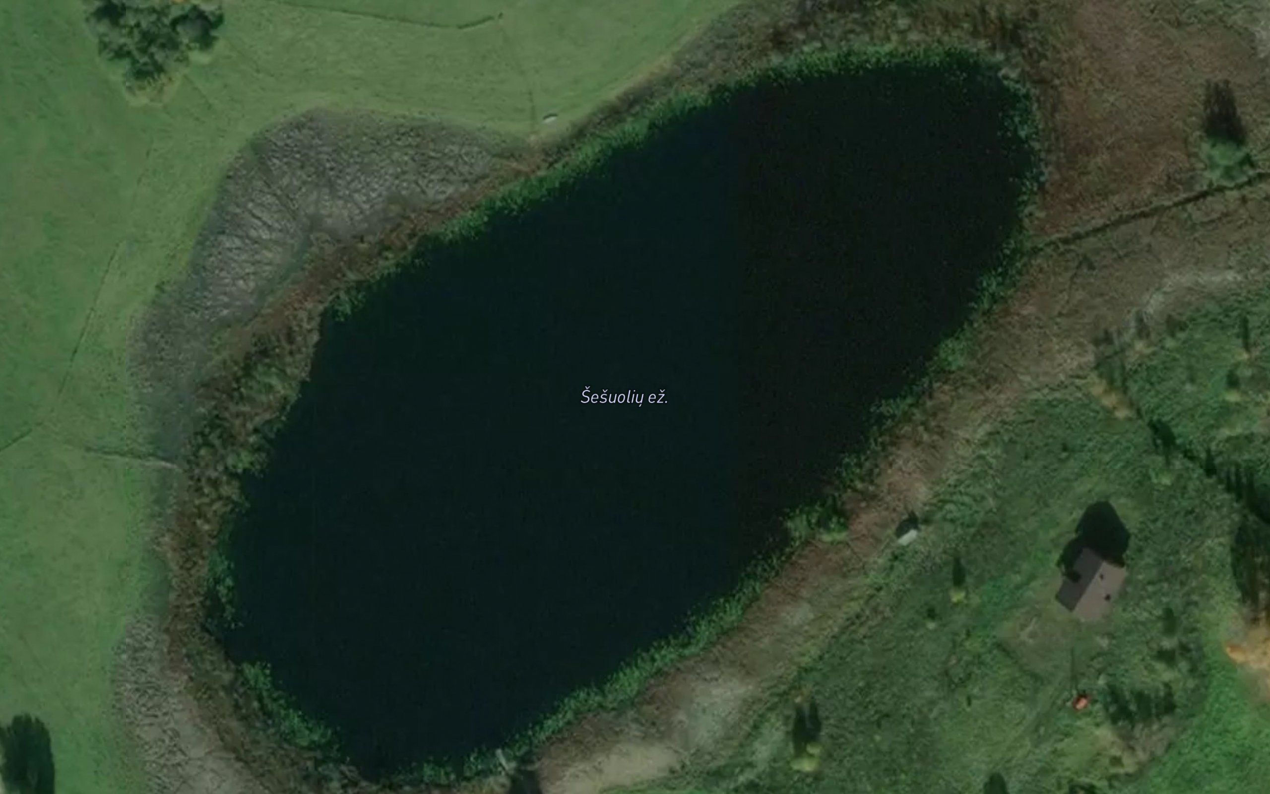 Sesuoliu Ezeras