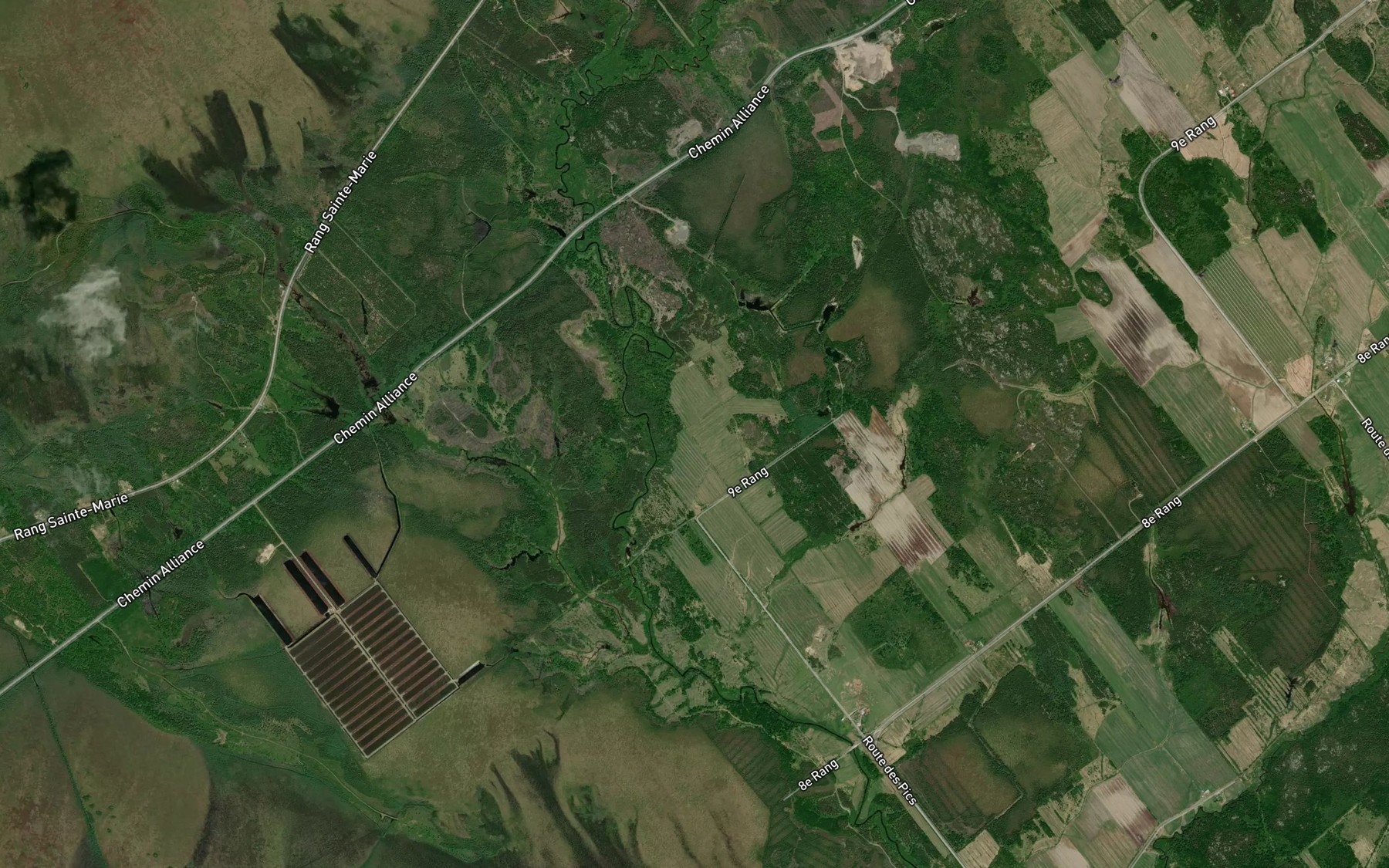 Satellite map of the Cours d'eau Boily