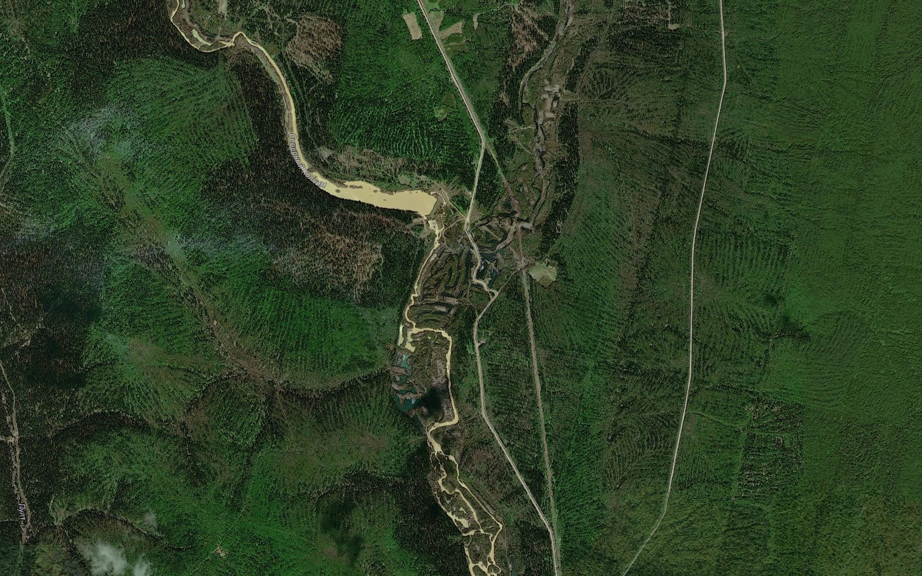 Satellite map of the Poludennyy Kolchim