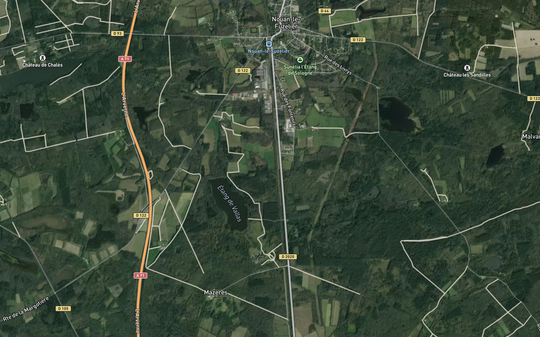 Satellite map of the Etang de Mont Evray