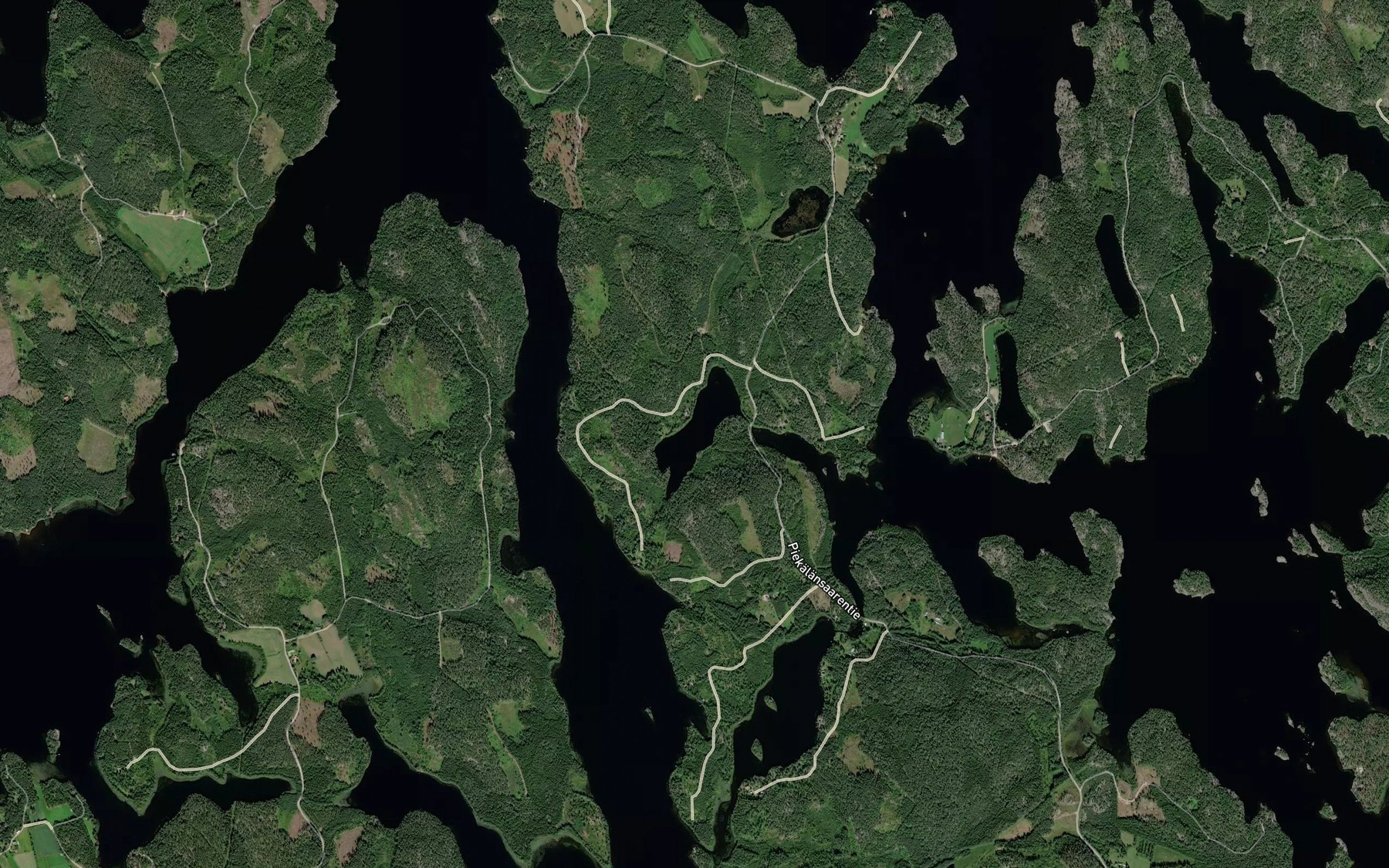 Satellite map of the Sarjensyvanlampi