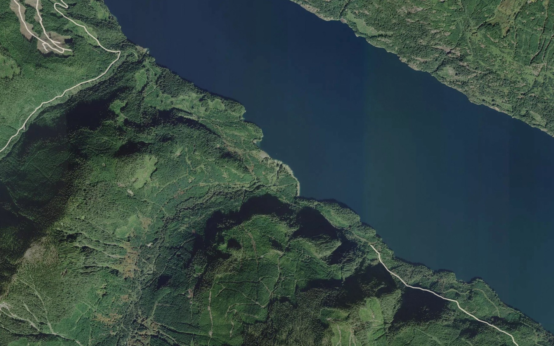 Satellite map of the Smanit Creek