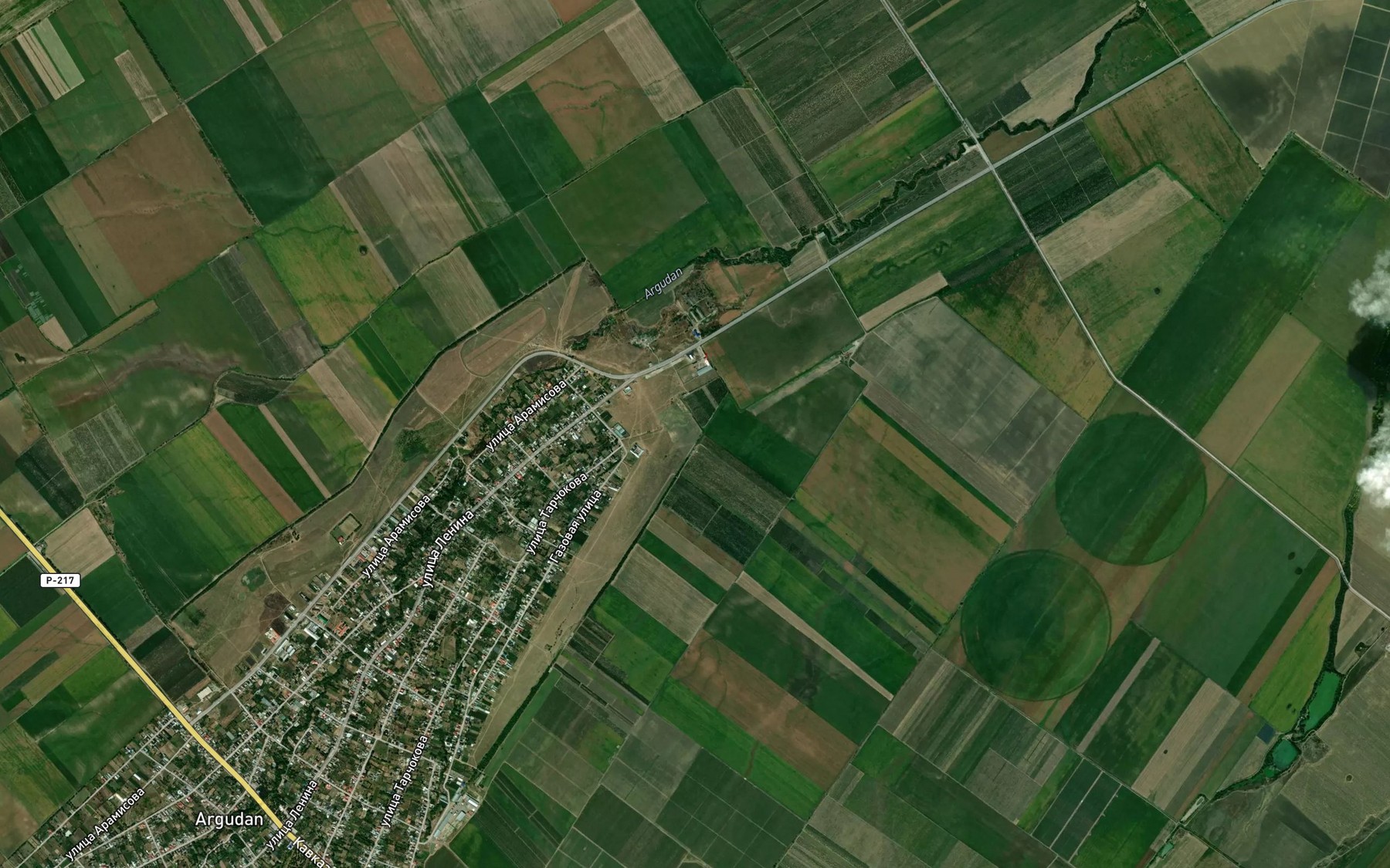 Satellite map of the Gryaznushka