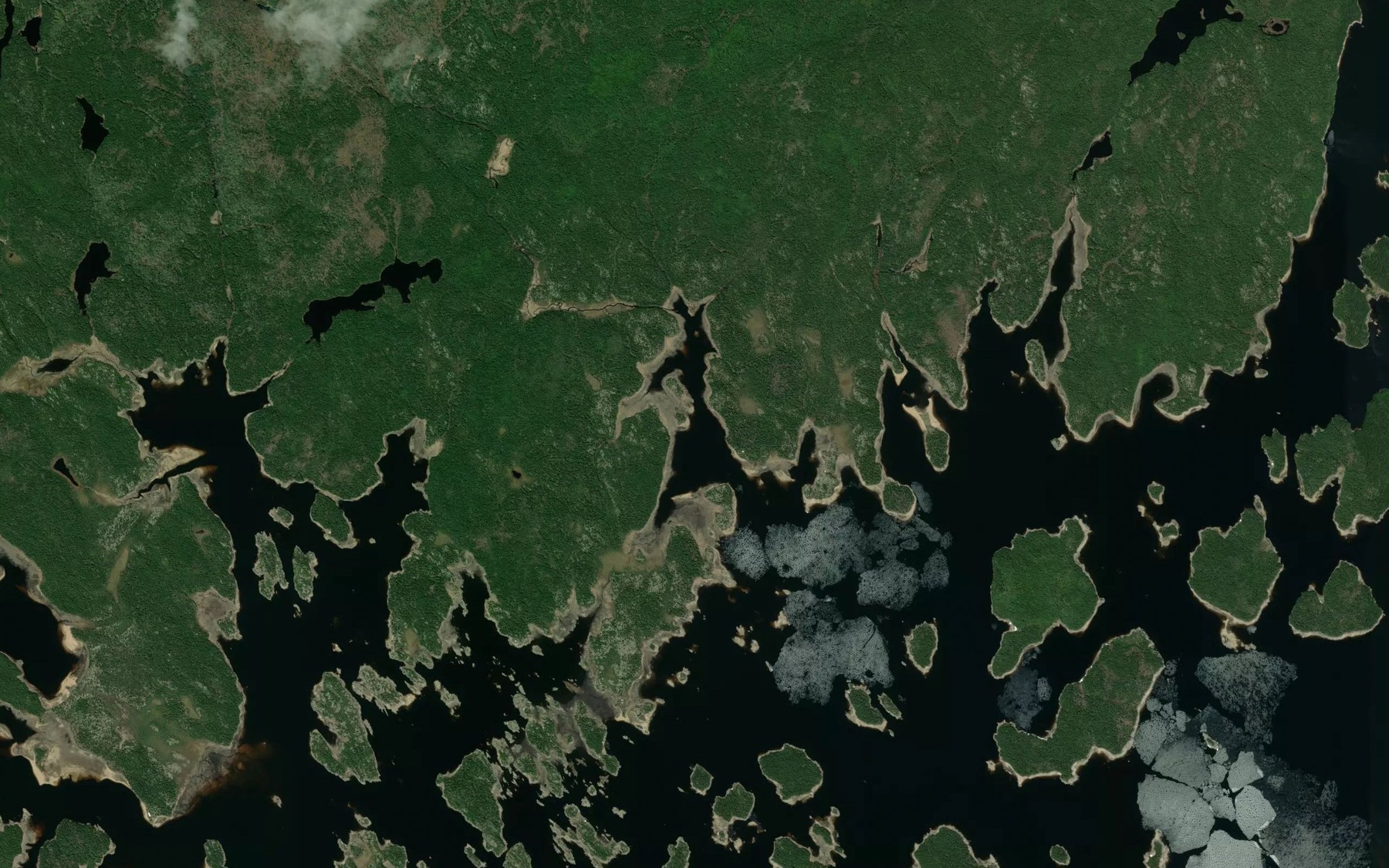 Satellite map of the Baie de l'Italien