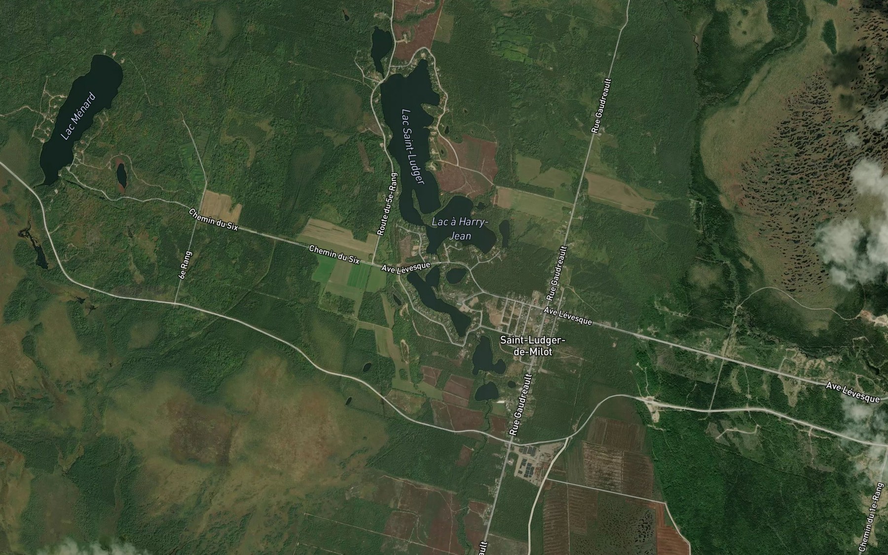 Satellite map of the Cours d'eau du Village