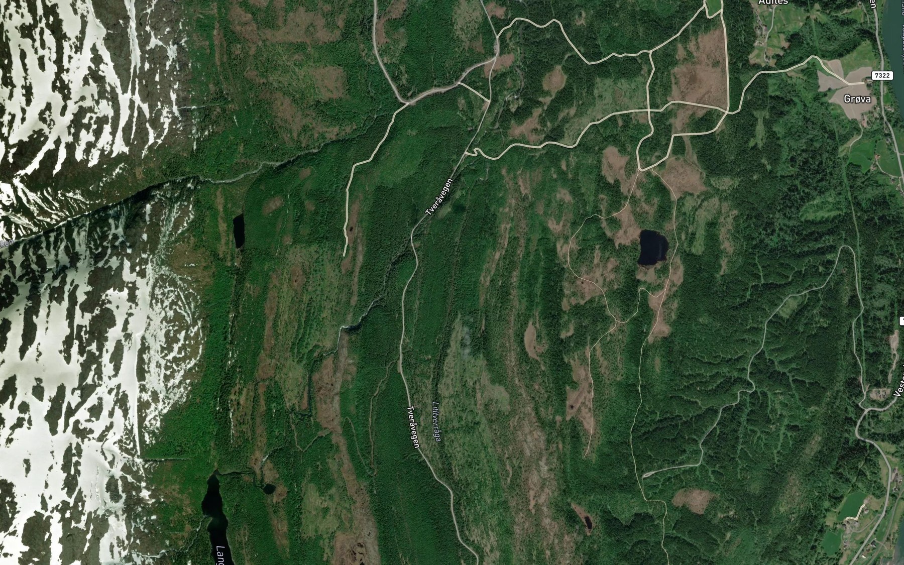 Satellite map of the Lilletverraga