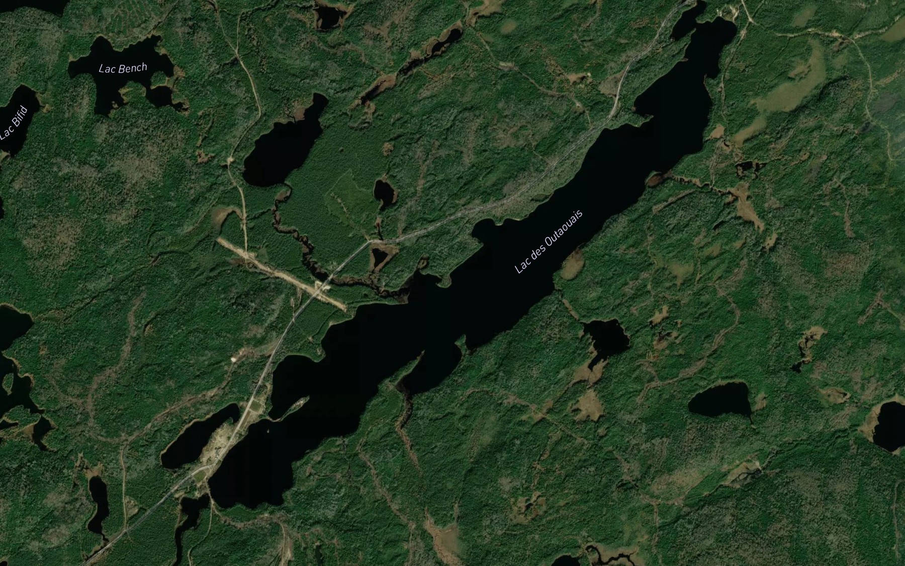 Satellite map of the Lac des Outaouais