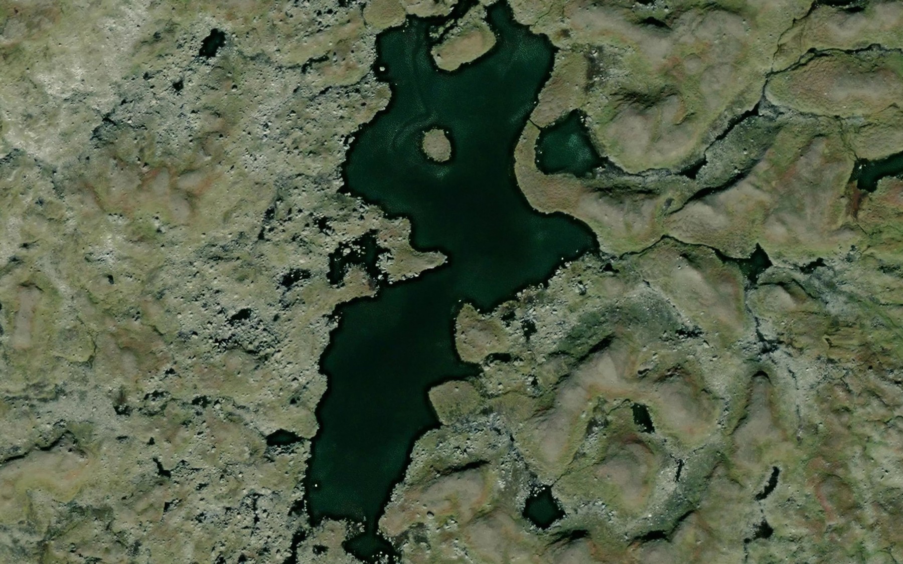 Satellite map of the Gahpesnjuenienjaavretjh