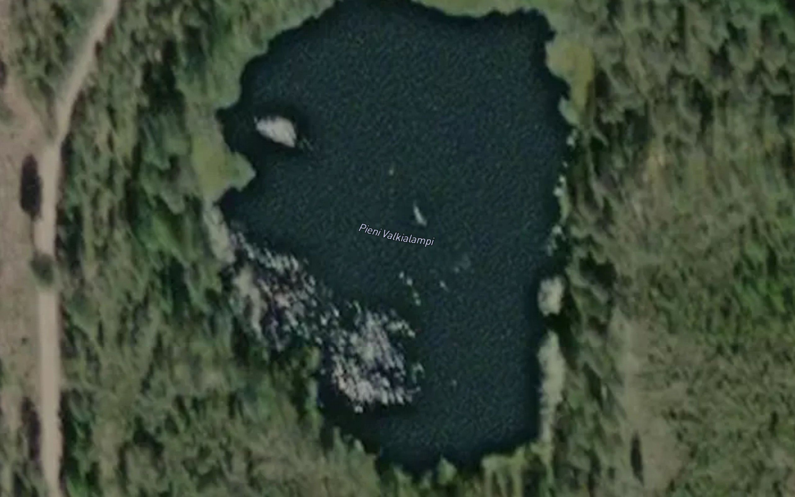 Pieni Valkialampi