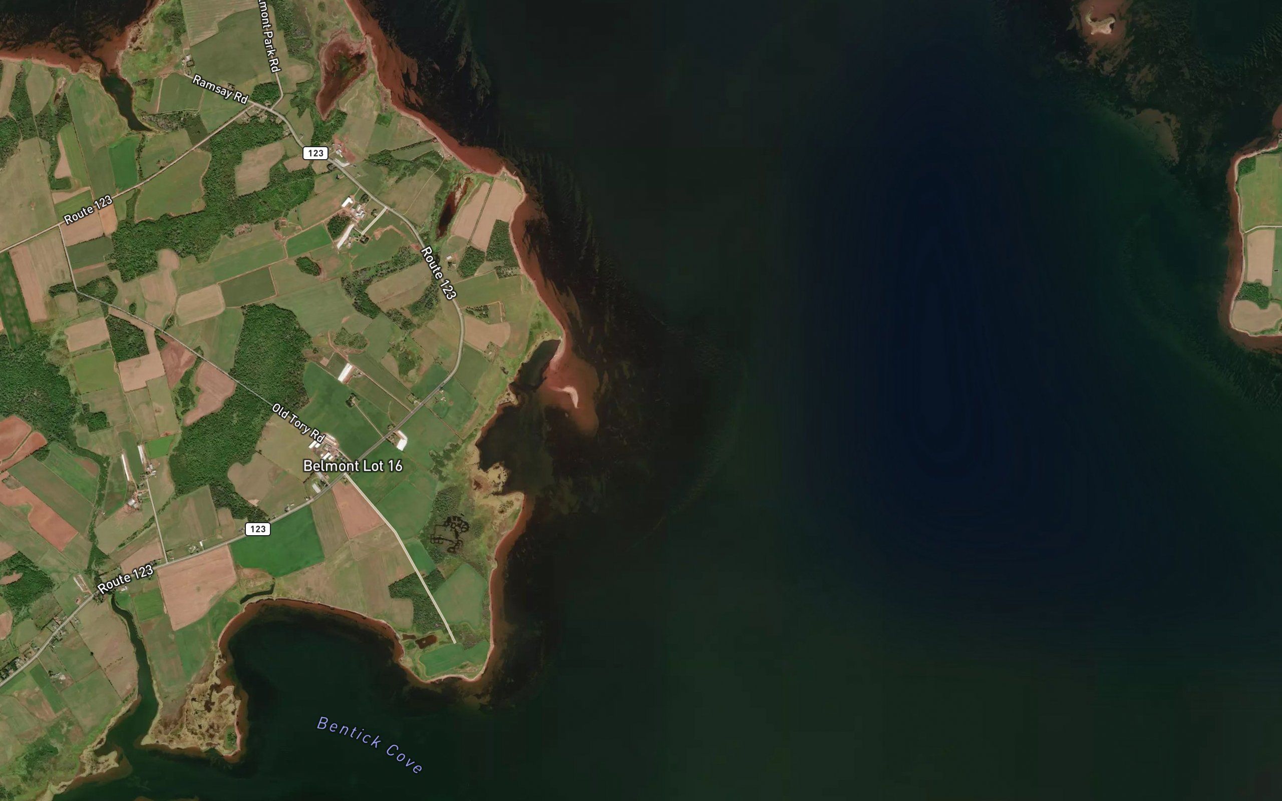 MacLaurins Cove