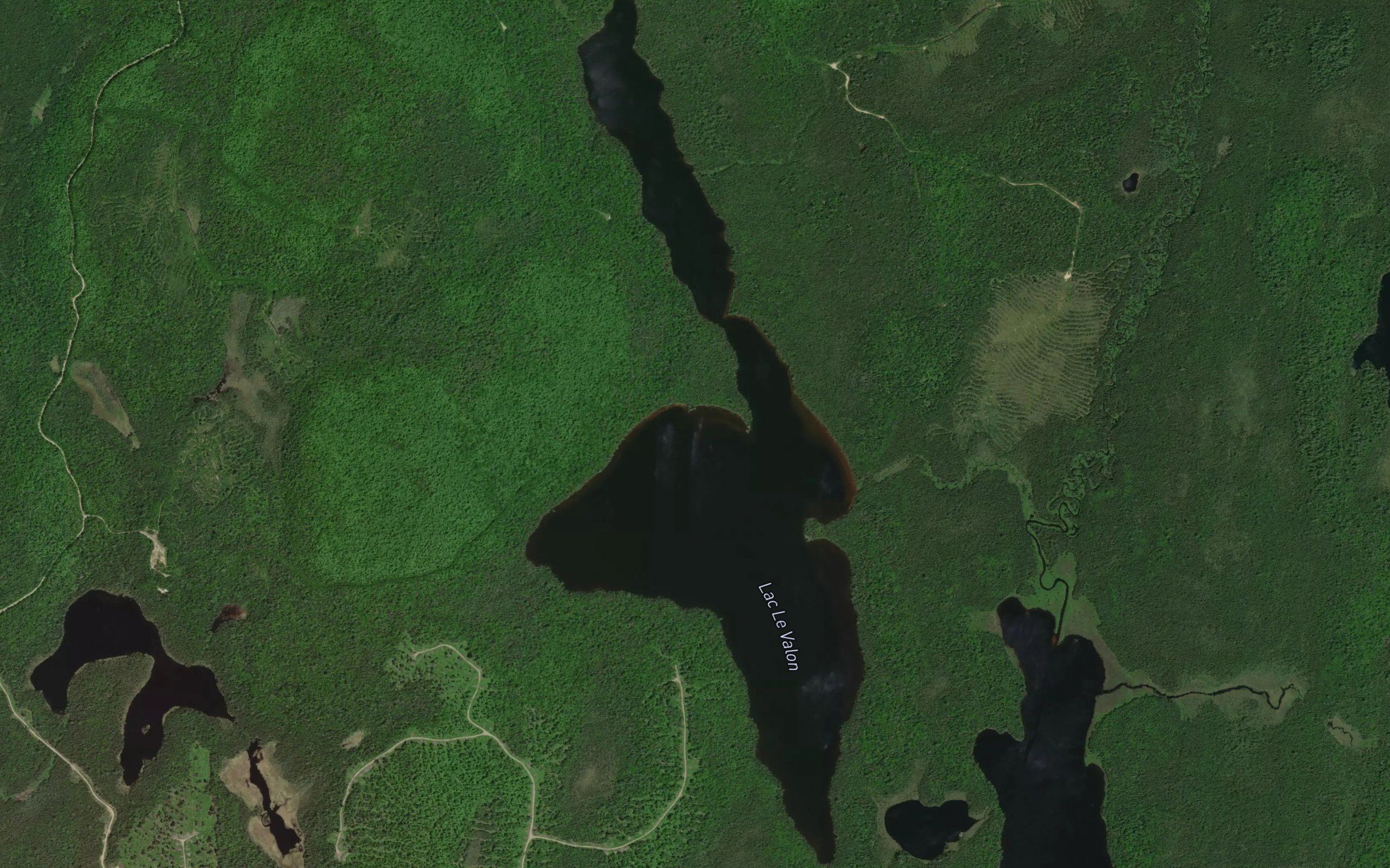 Lac Le Valon