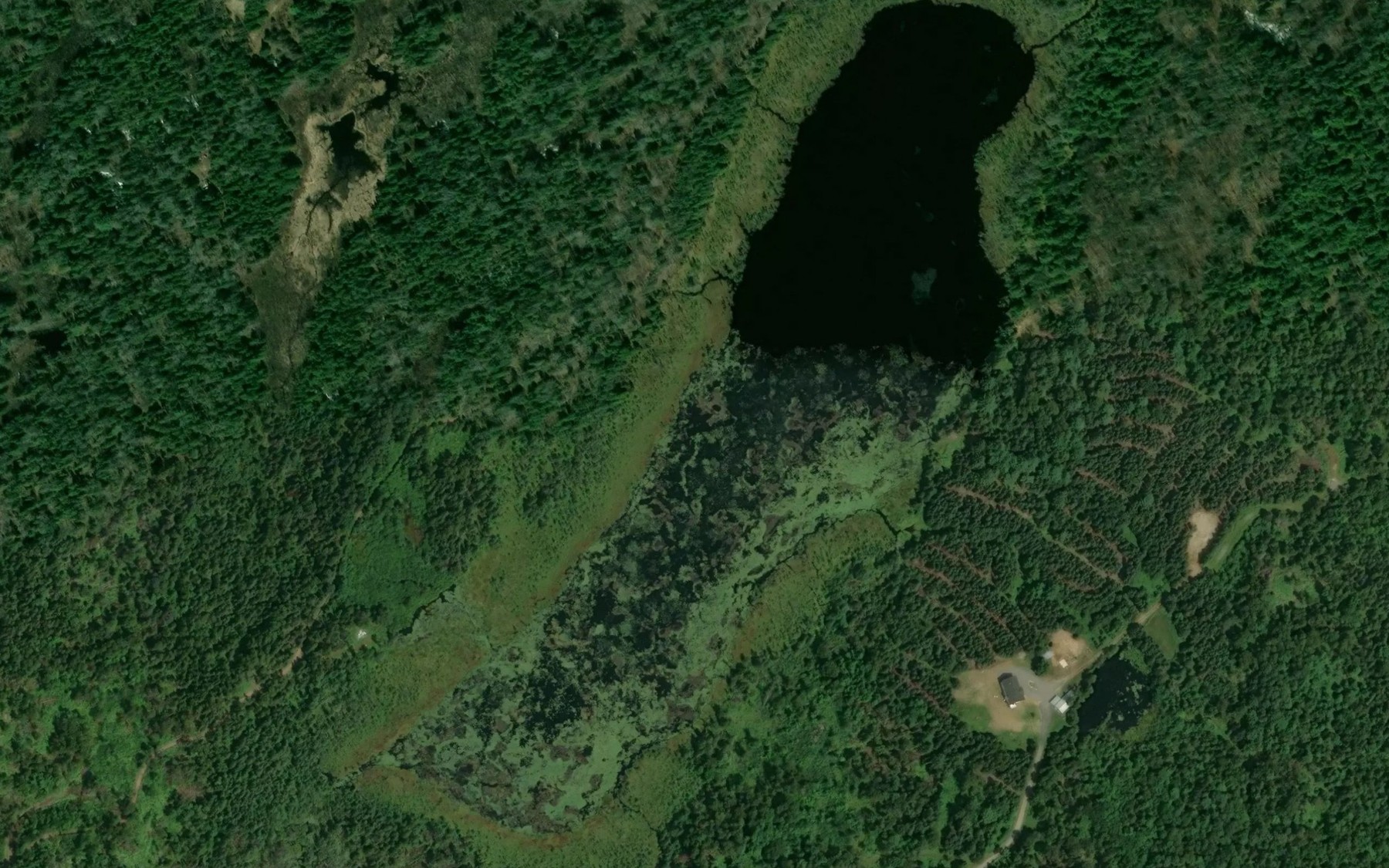 Satellite map of the Lac de l'Epinette Rouge