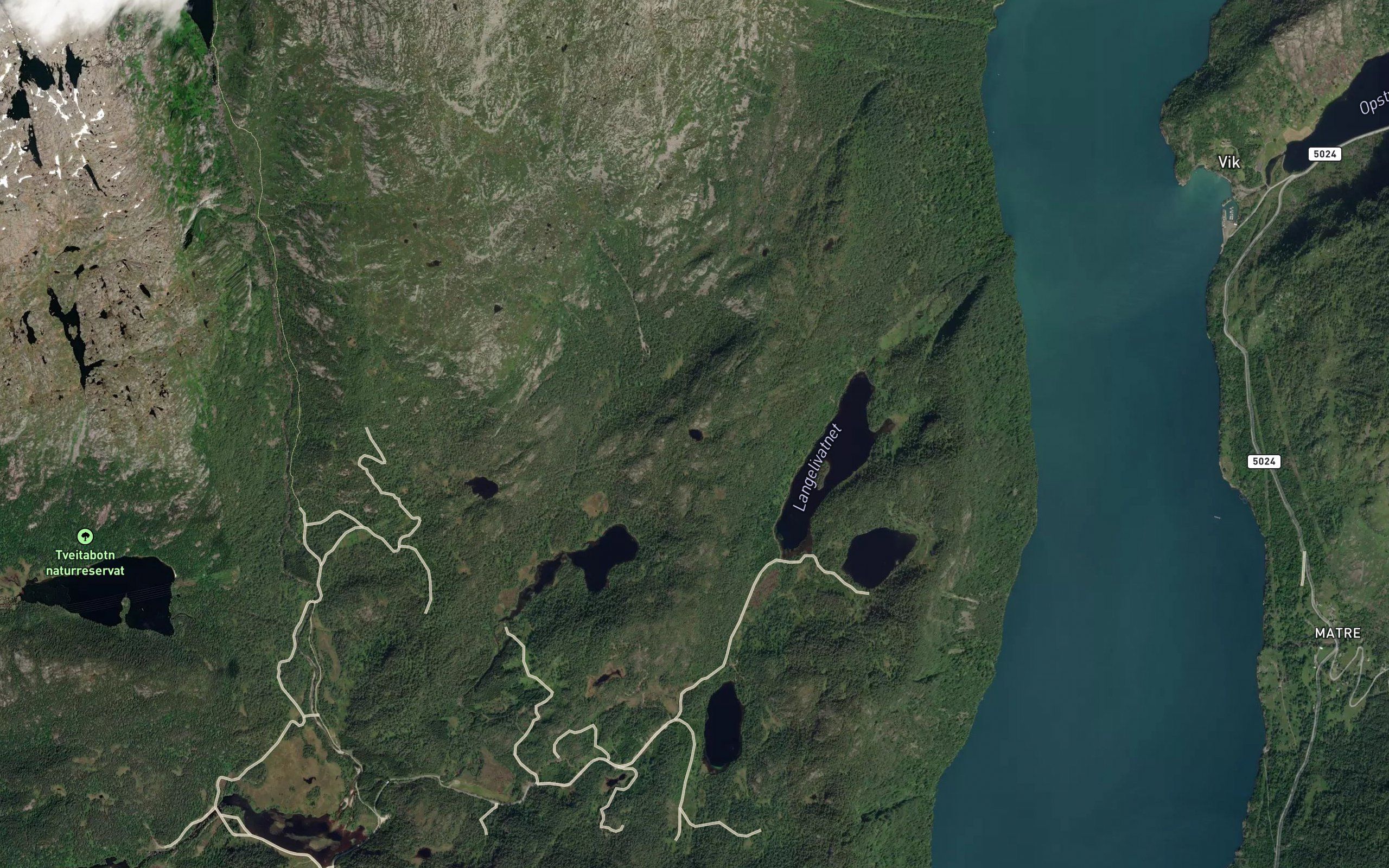Oksatjorna