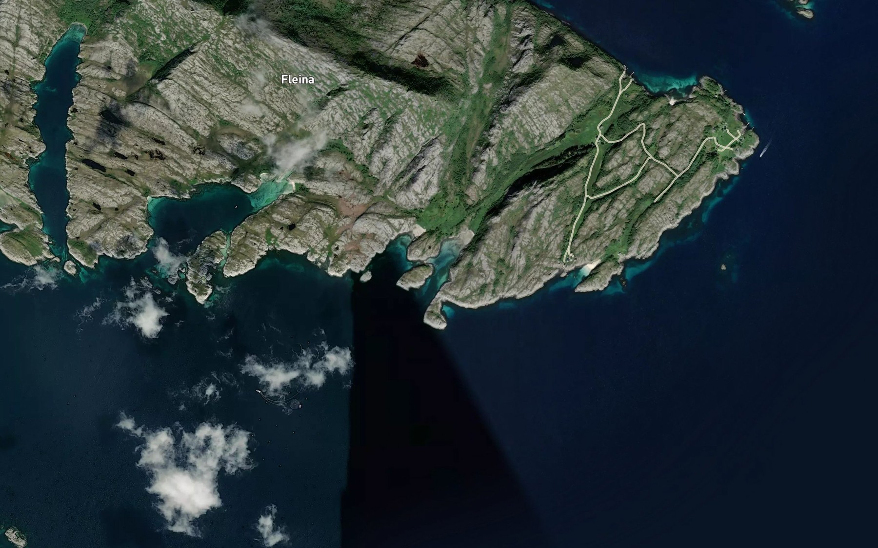 Satellite map of the Lavika