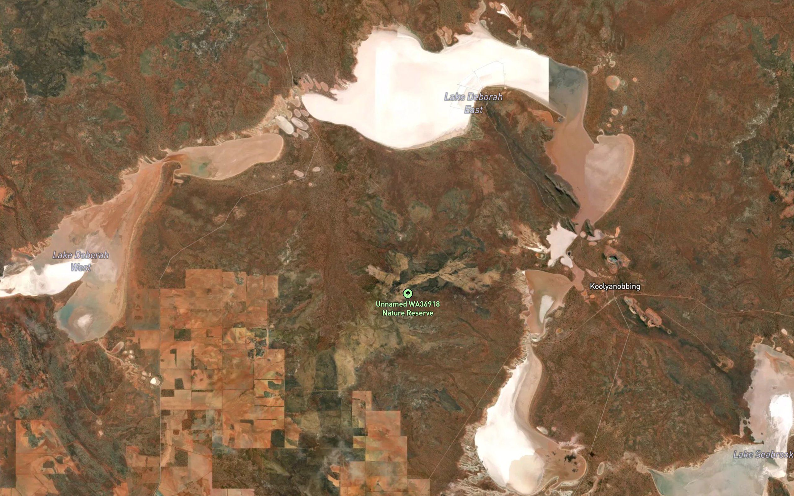 Lake Deborah East