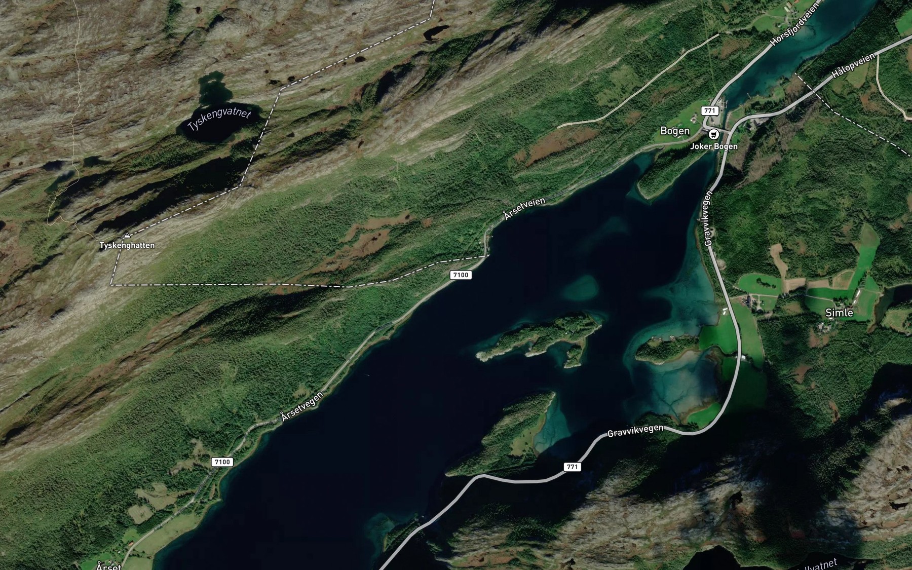 Satellite map of the Smavikern