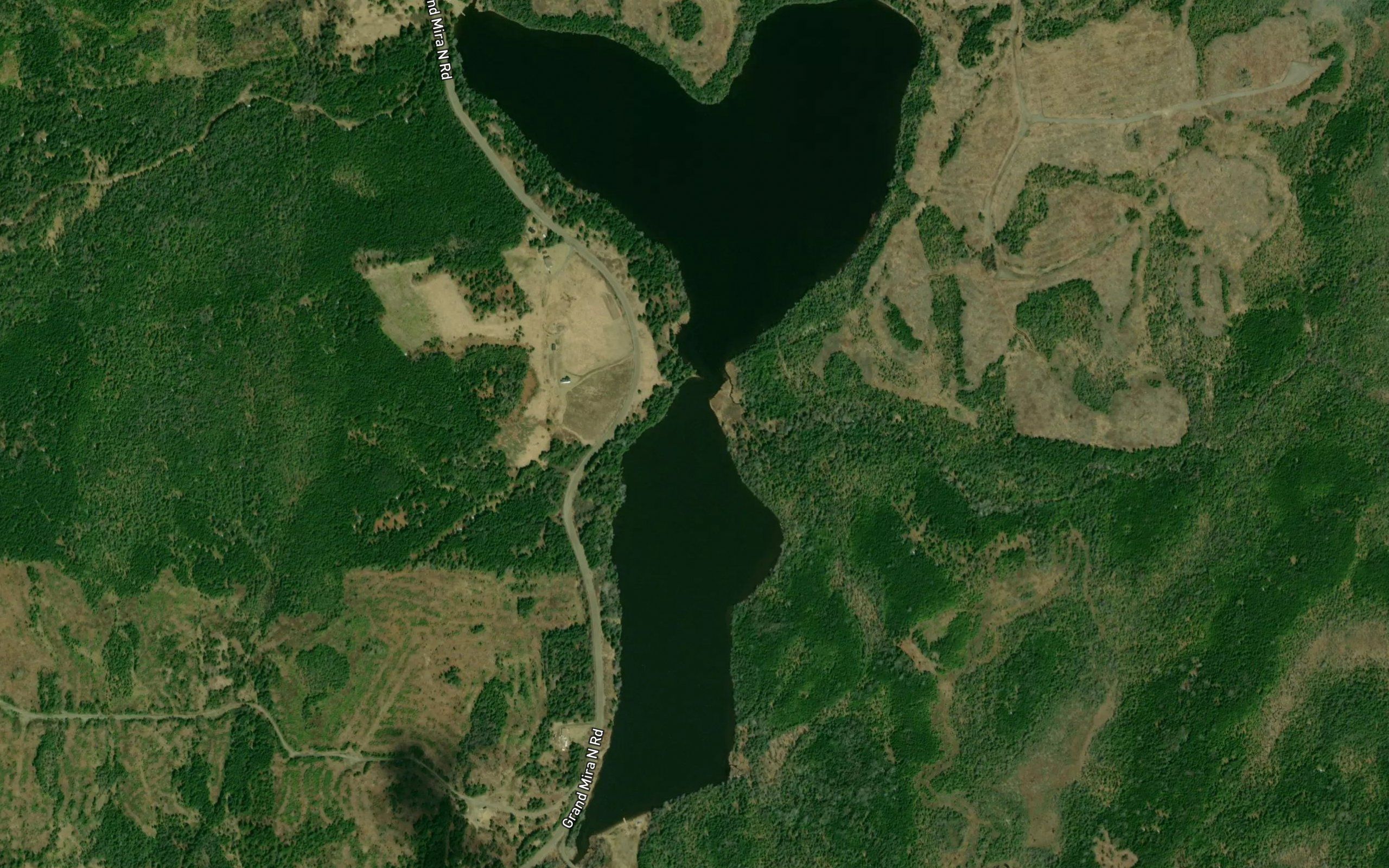 Figure of Eight Lake