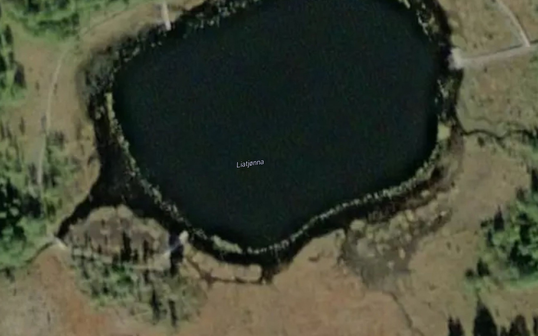 Satellite map of the Arnfinntjorna