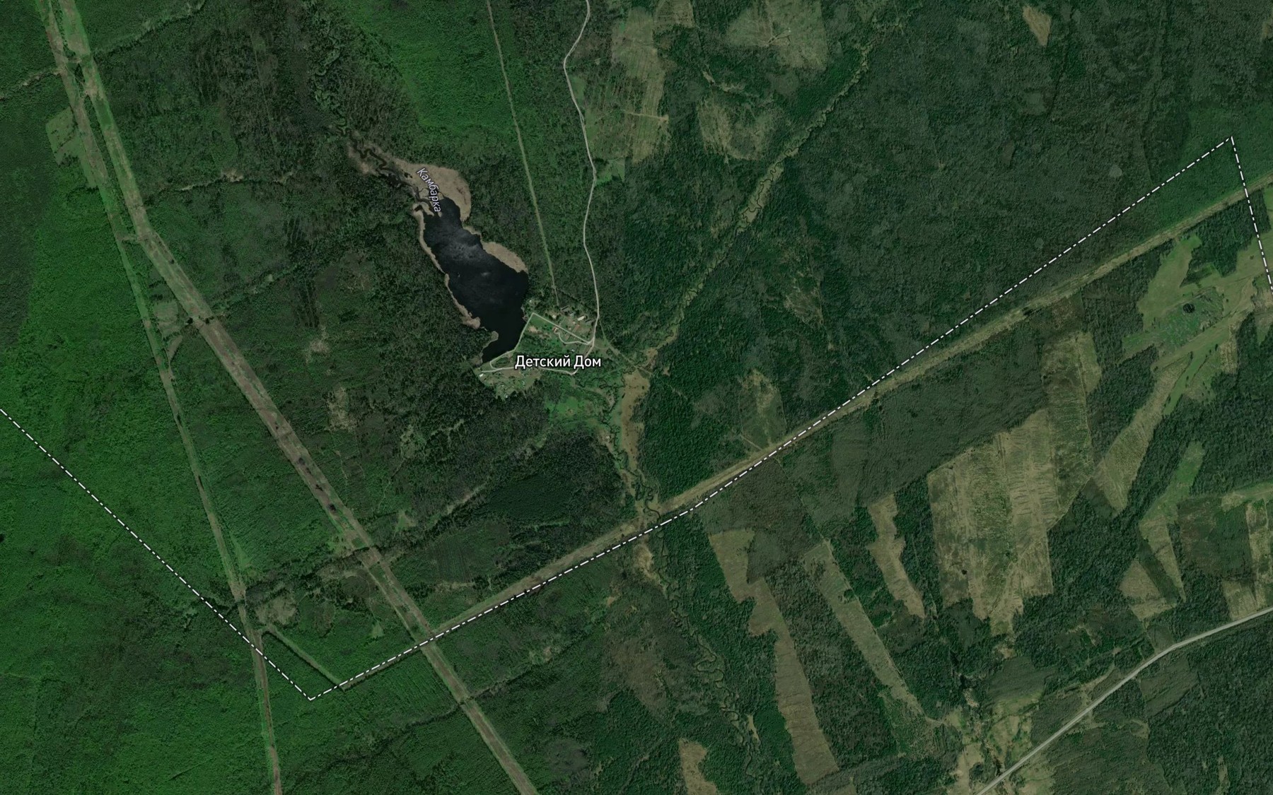 Satellite map of the Kambarka Tret'ya