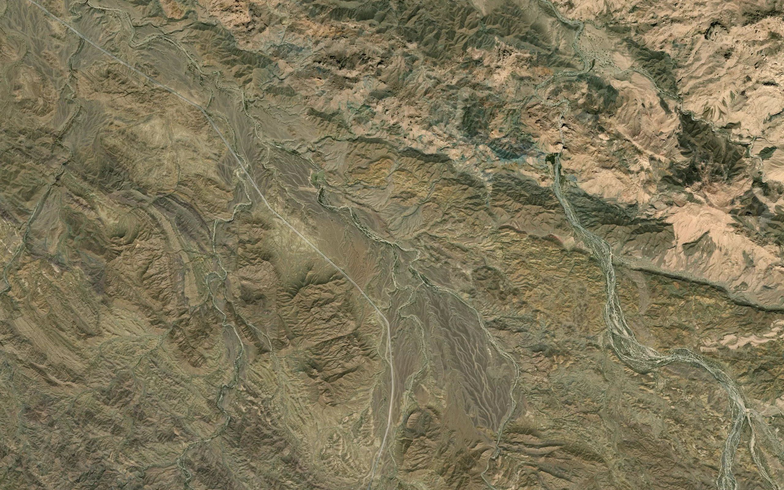 Rudkhaneh-ye Nahugan