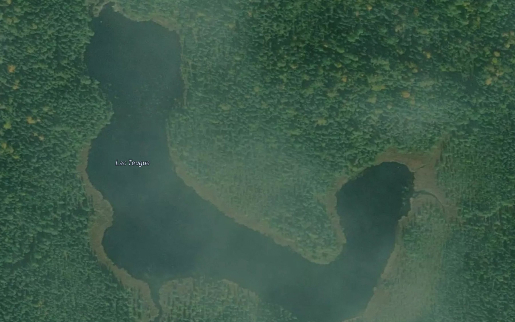 Satellite map of the Lac Teugue