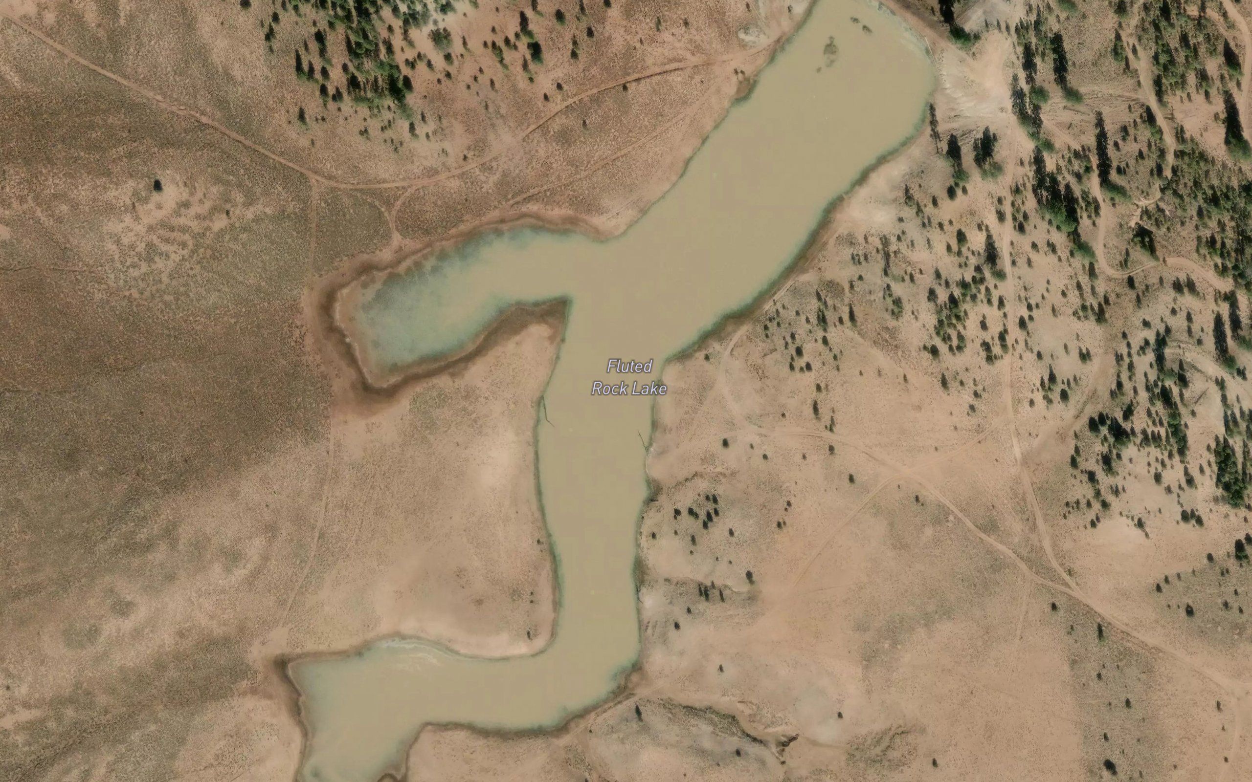 Fluted Rock Lake