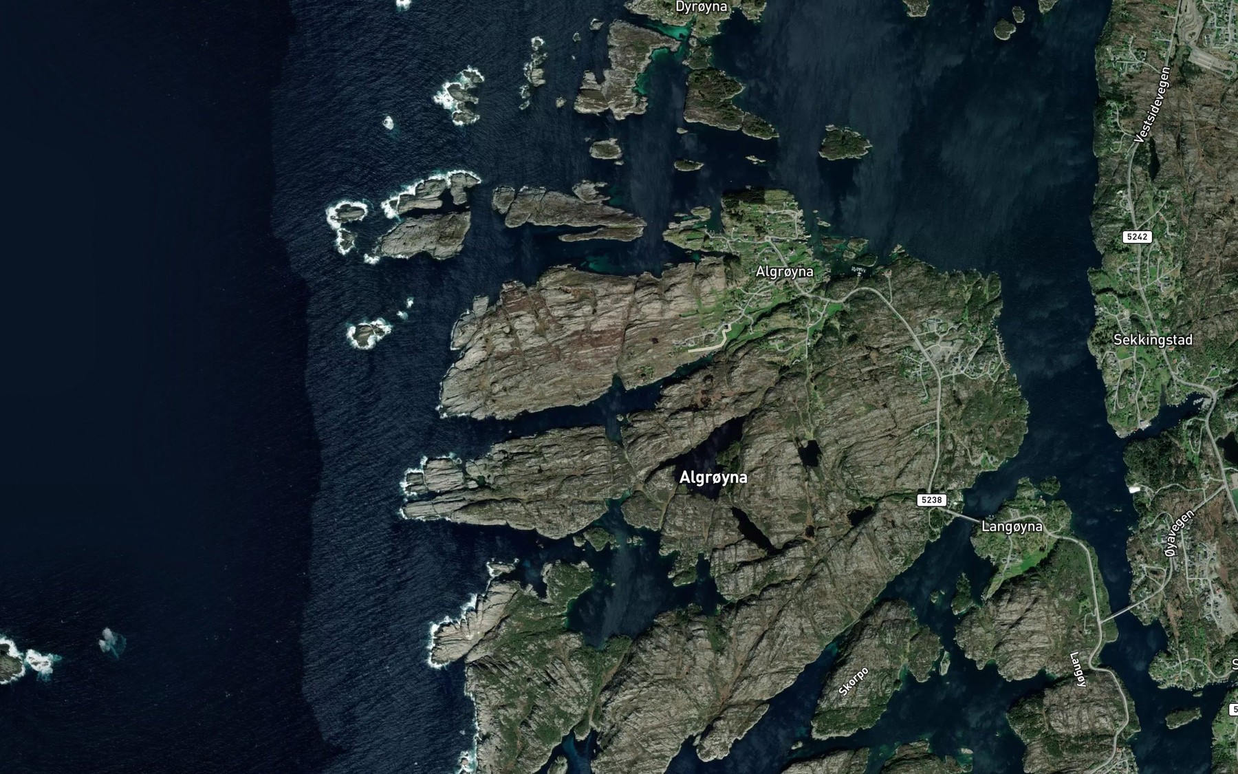 Satellite map of the Juvika