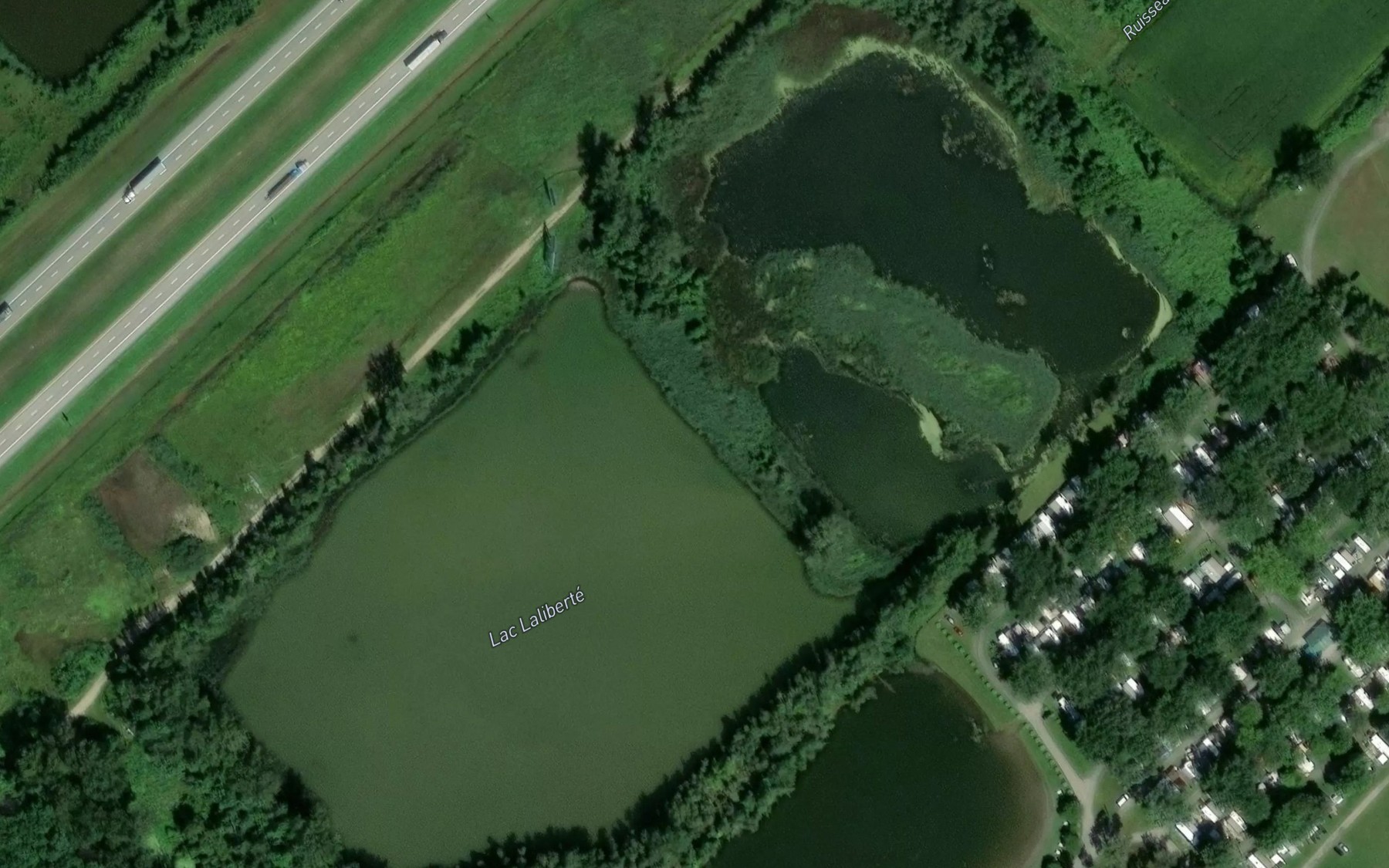Satellite map of the Lac Laliberte