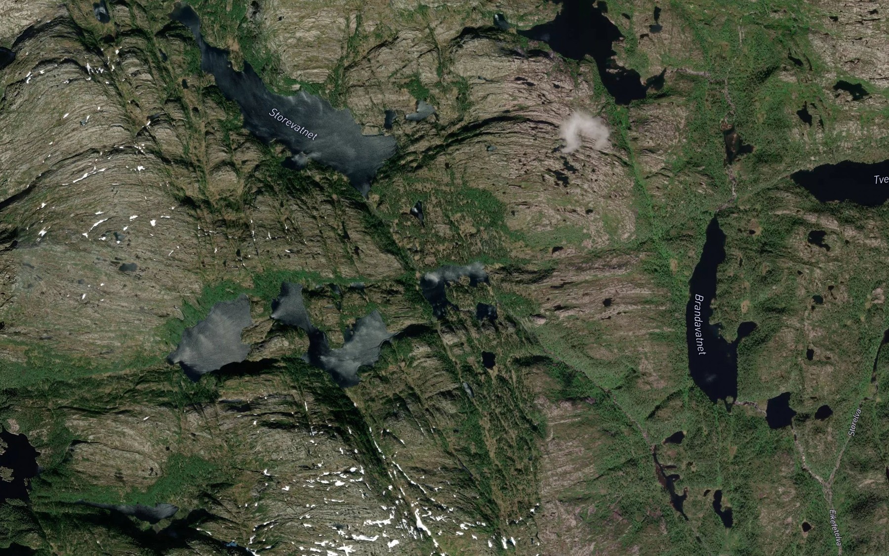 Satellite map of the Kringlevatnet