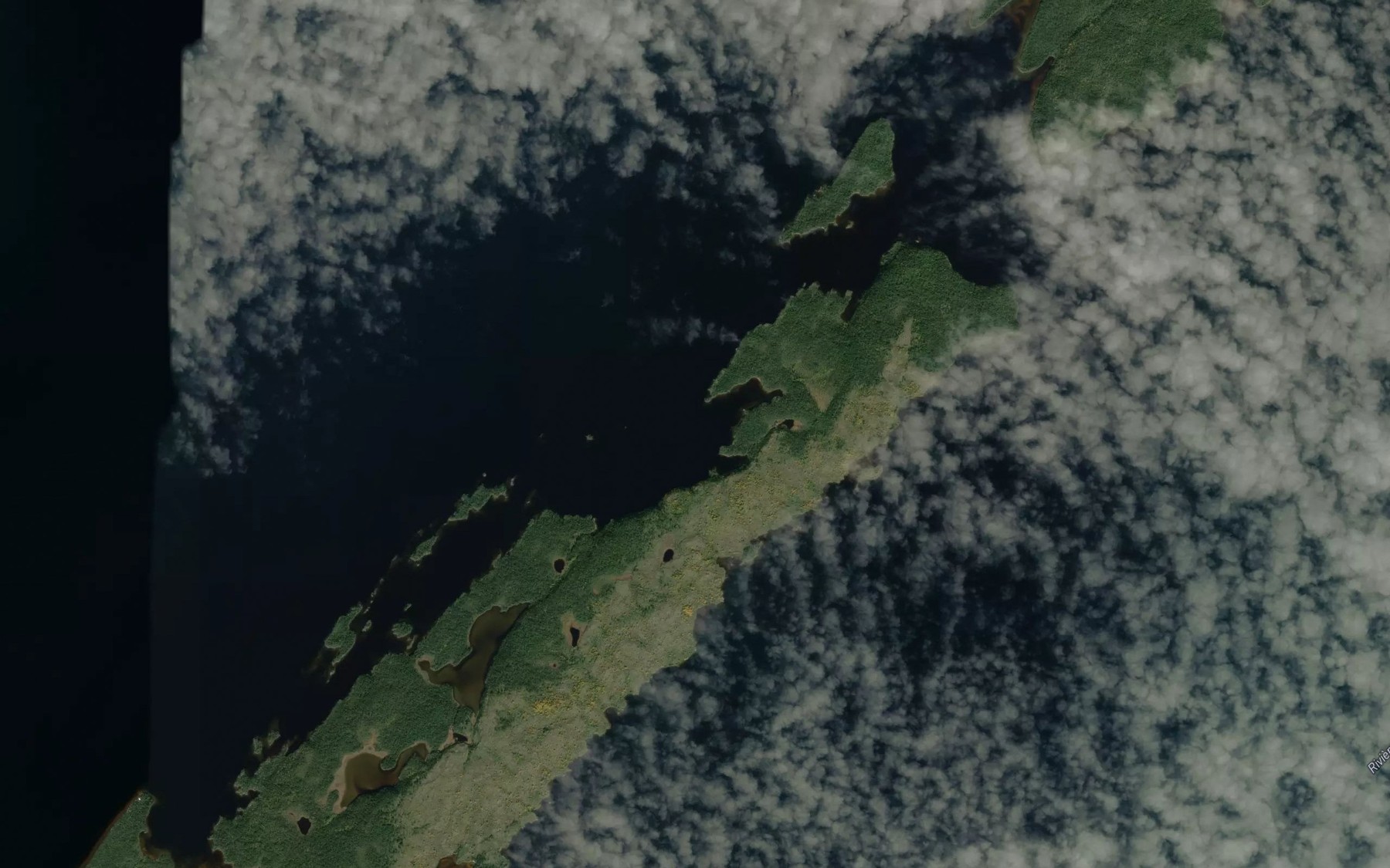 Satellite map of the Baie Kucyniak
